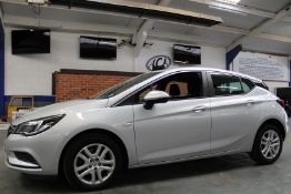 16 16 Vauxhall Astra Design CDTI