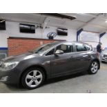 10 60 Vauxhall Astra SRI 5dr