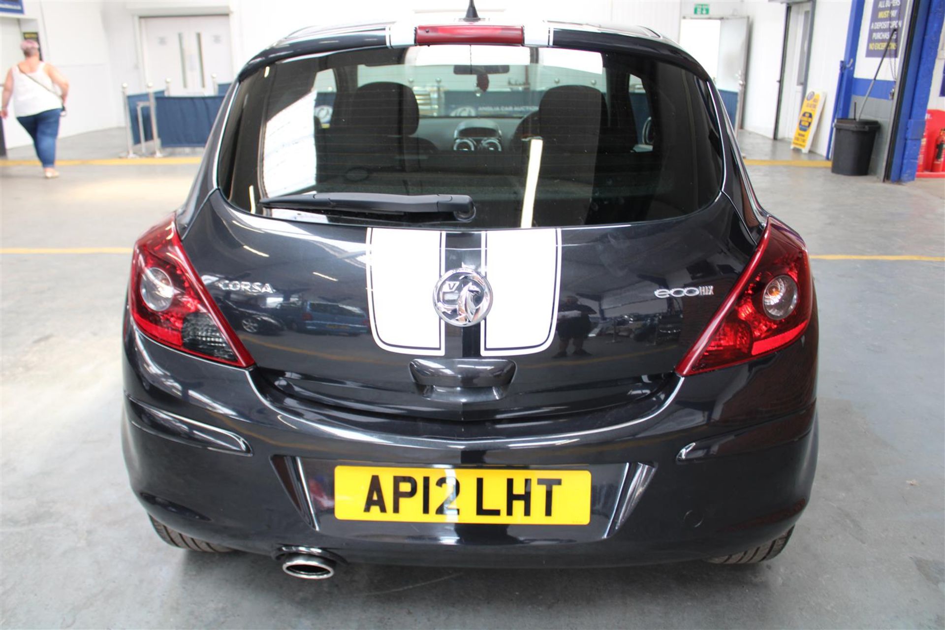 12 12 Vauxhall Corsa SXI AC CDTI Eco - Image 25 of 28