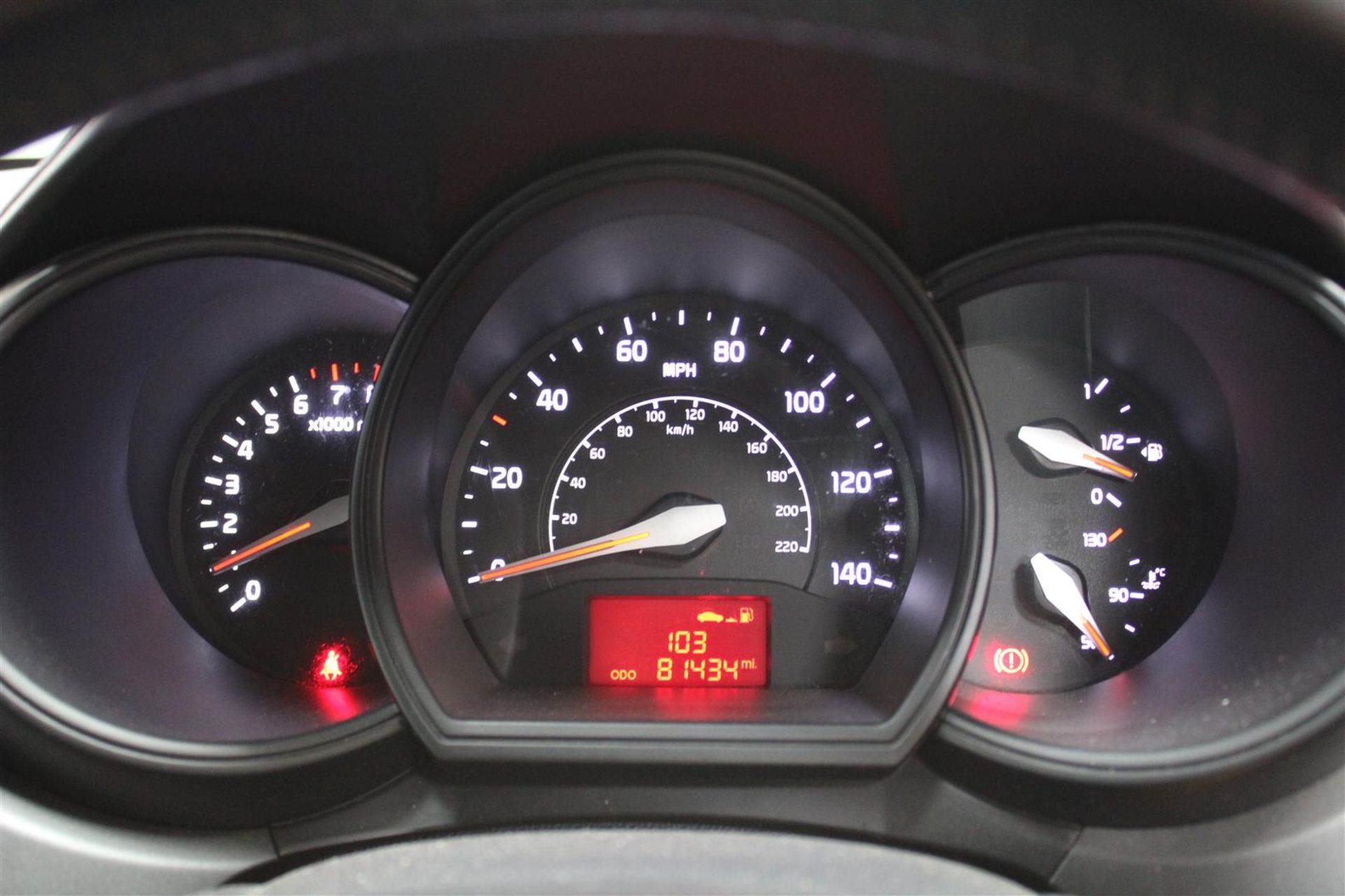 63 13 Kia Rio 2 - Image 3 of 29