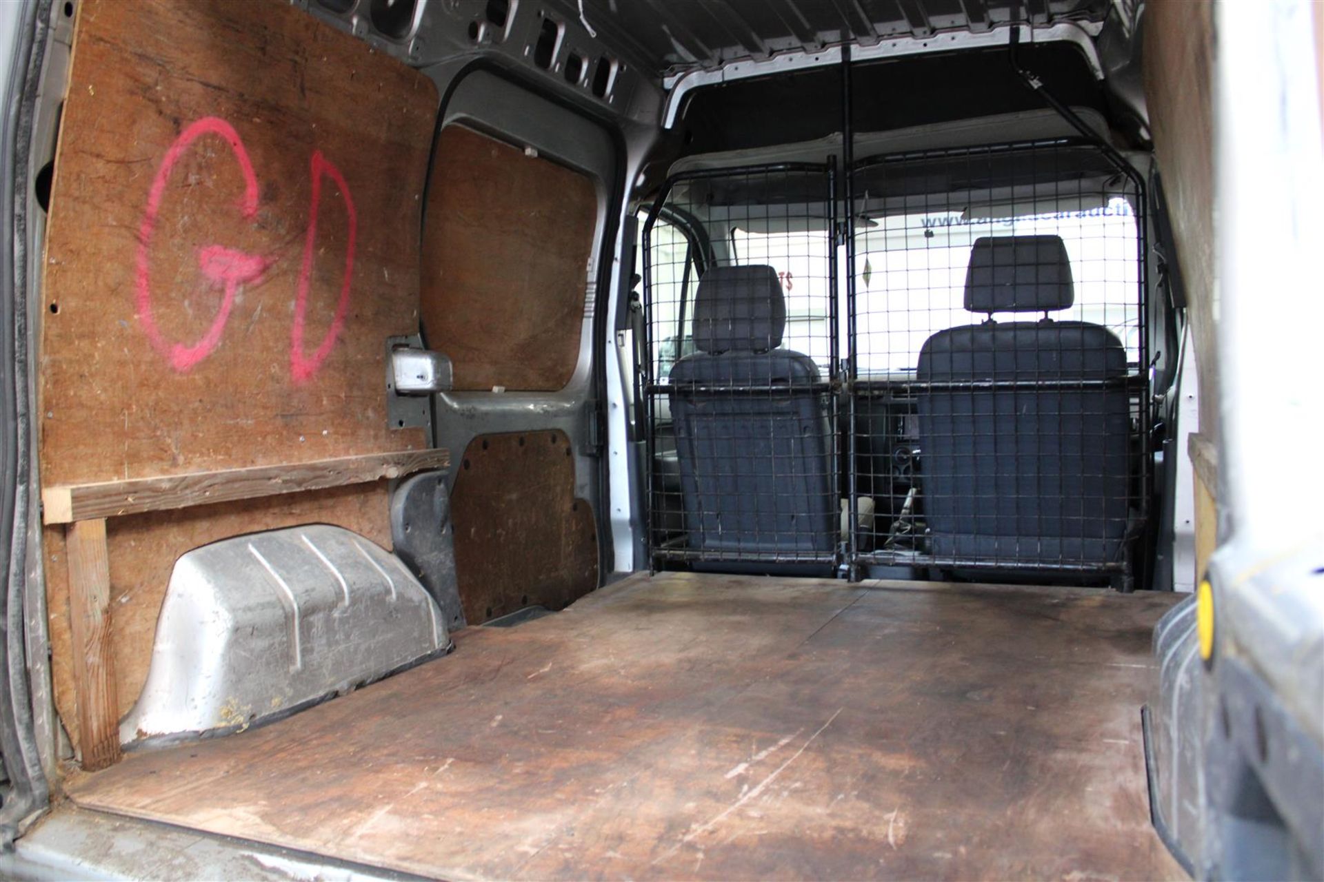 57 08 Ford Transit Conn T230 L110 - Image 22 of 29