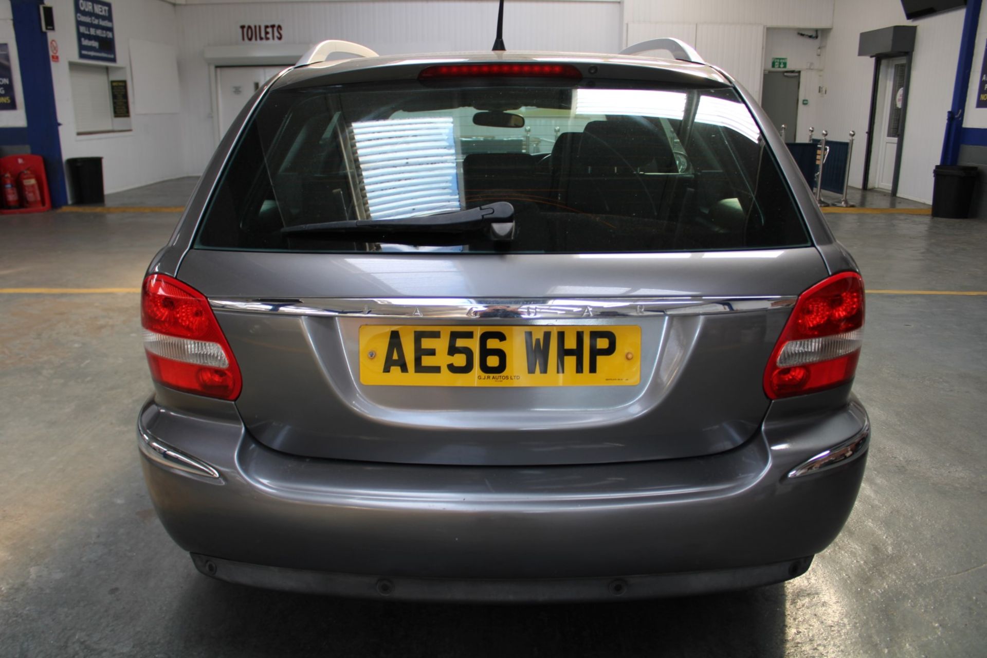 56 06 Jaguar X-Type Estate - Image 30 of 32