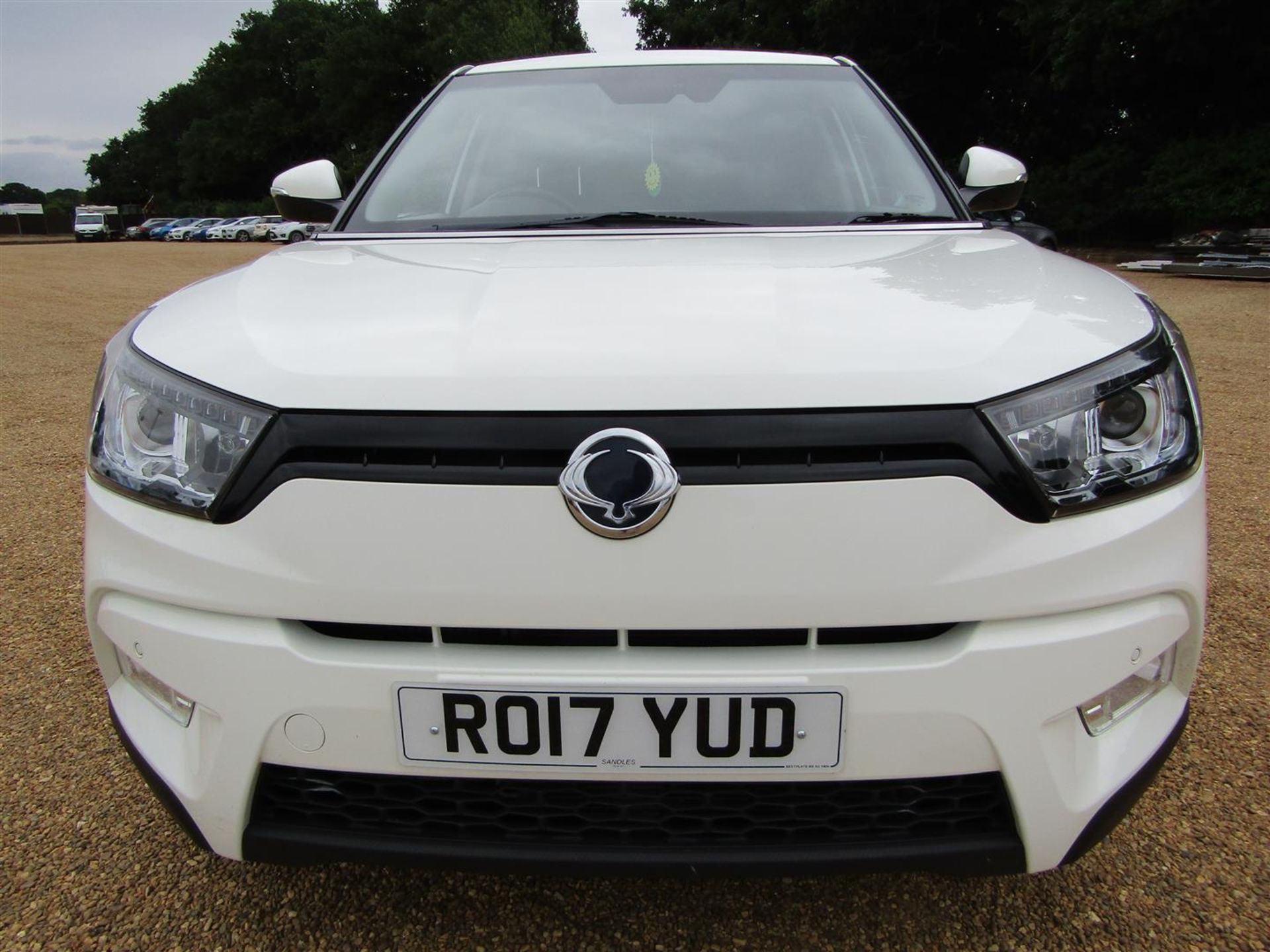 17 17 Ssangyong Tivoli ELX TD - Image 2 of 26