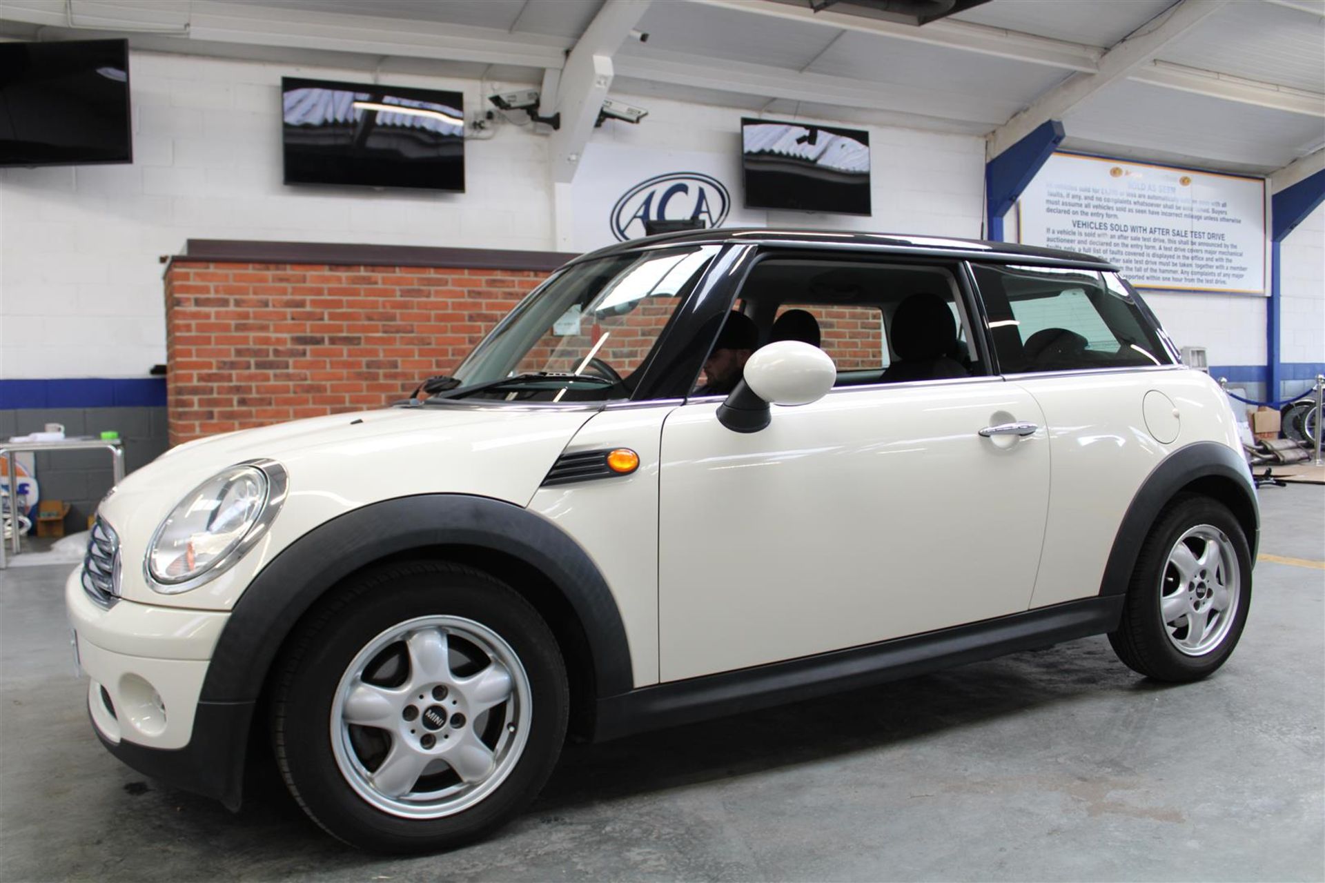 09 09 Mini Cooper