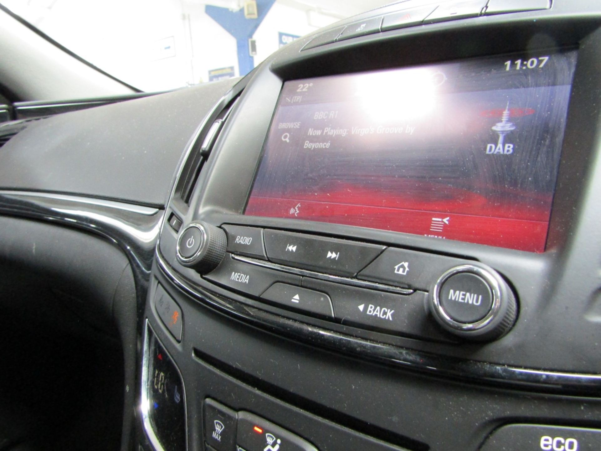 14 14 Vauxhall Insignia Elite Nav CD - Image 9 of 45