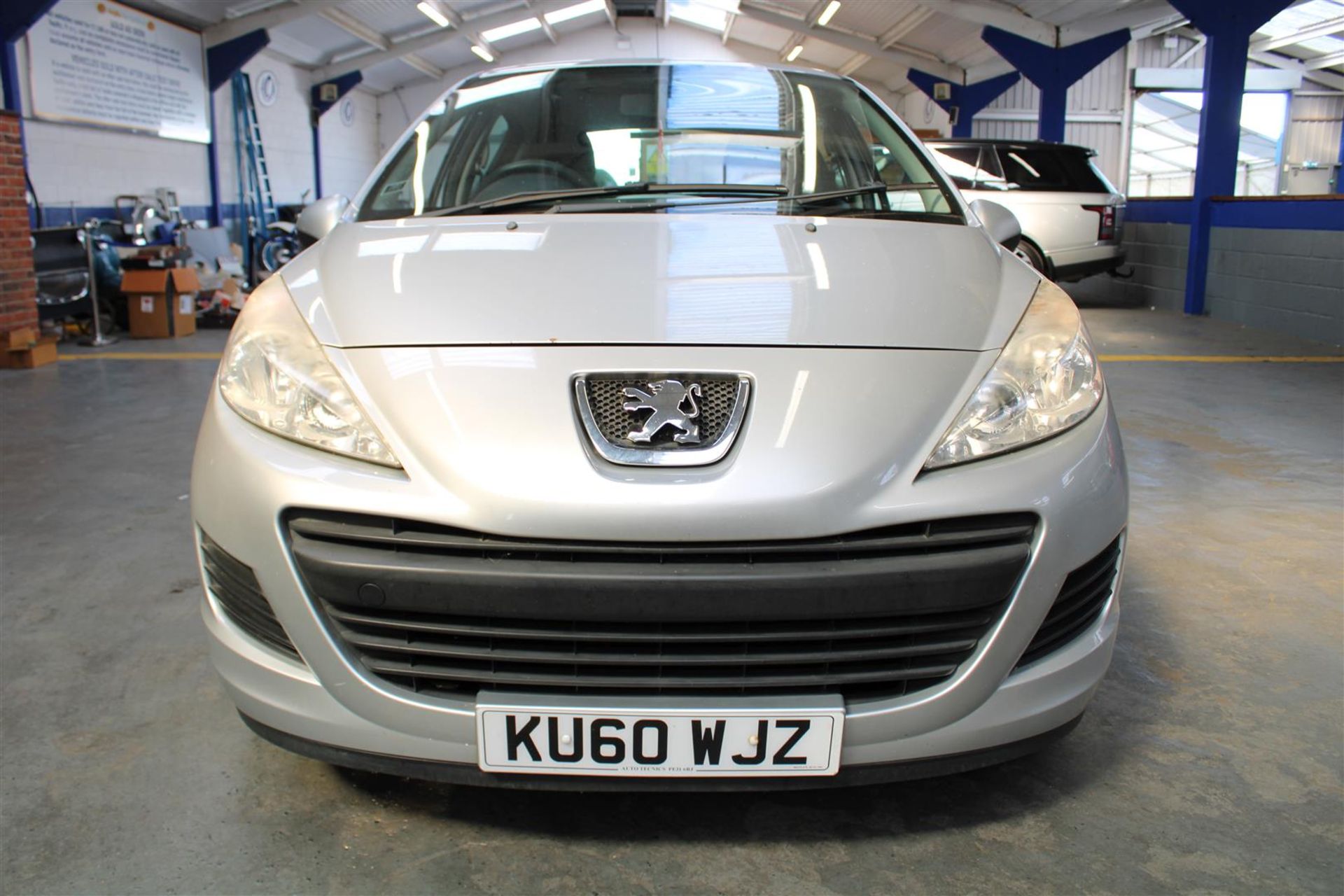 10 60 Peugeot 207 S 5dr - Image 2 of 32