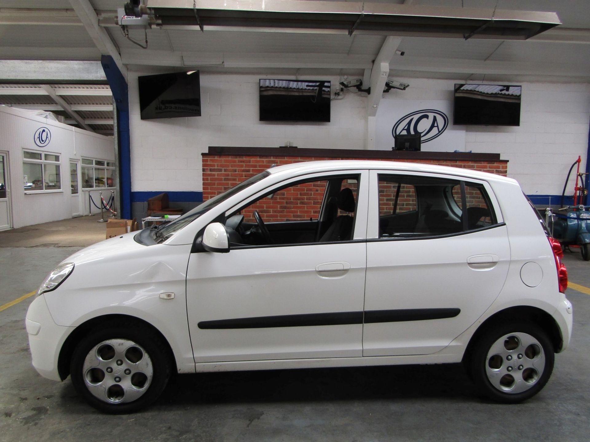 10 10 Kia Picanto Domino - Image 21 of 21