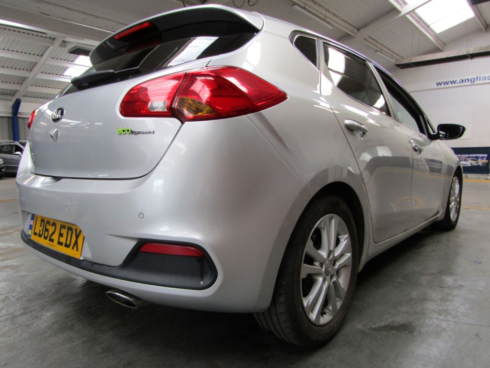 12 62 Kia Ceed 3 Eco CRDI - Image 19 of 23