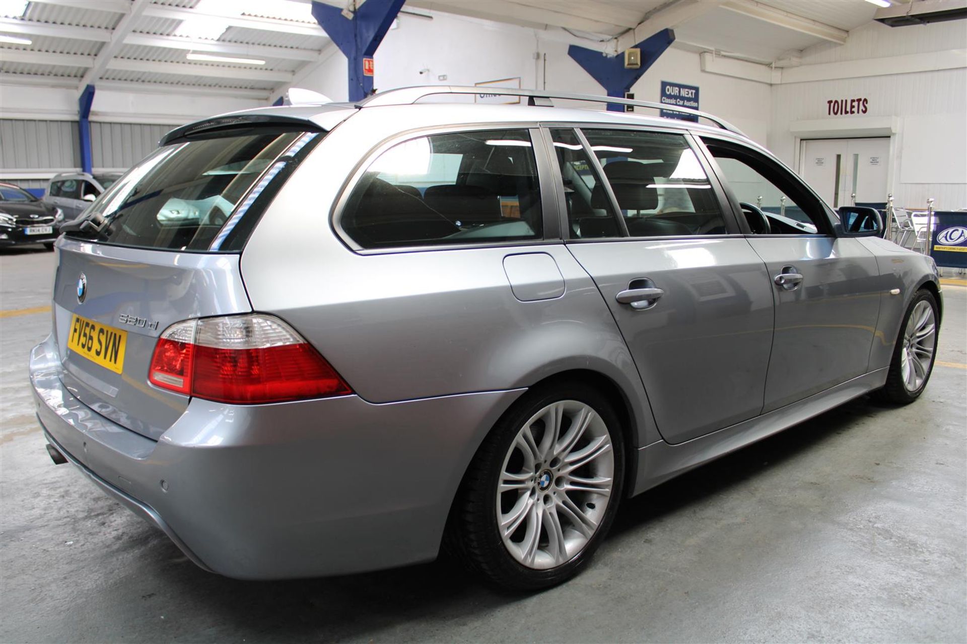 56 06 BMW 520D M Sport Touring Auto - Image 28 of 36