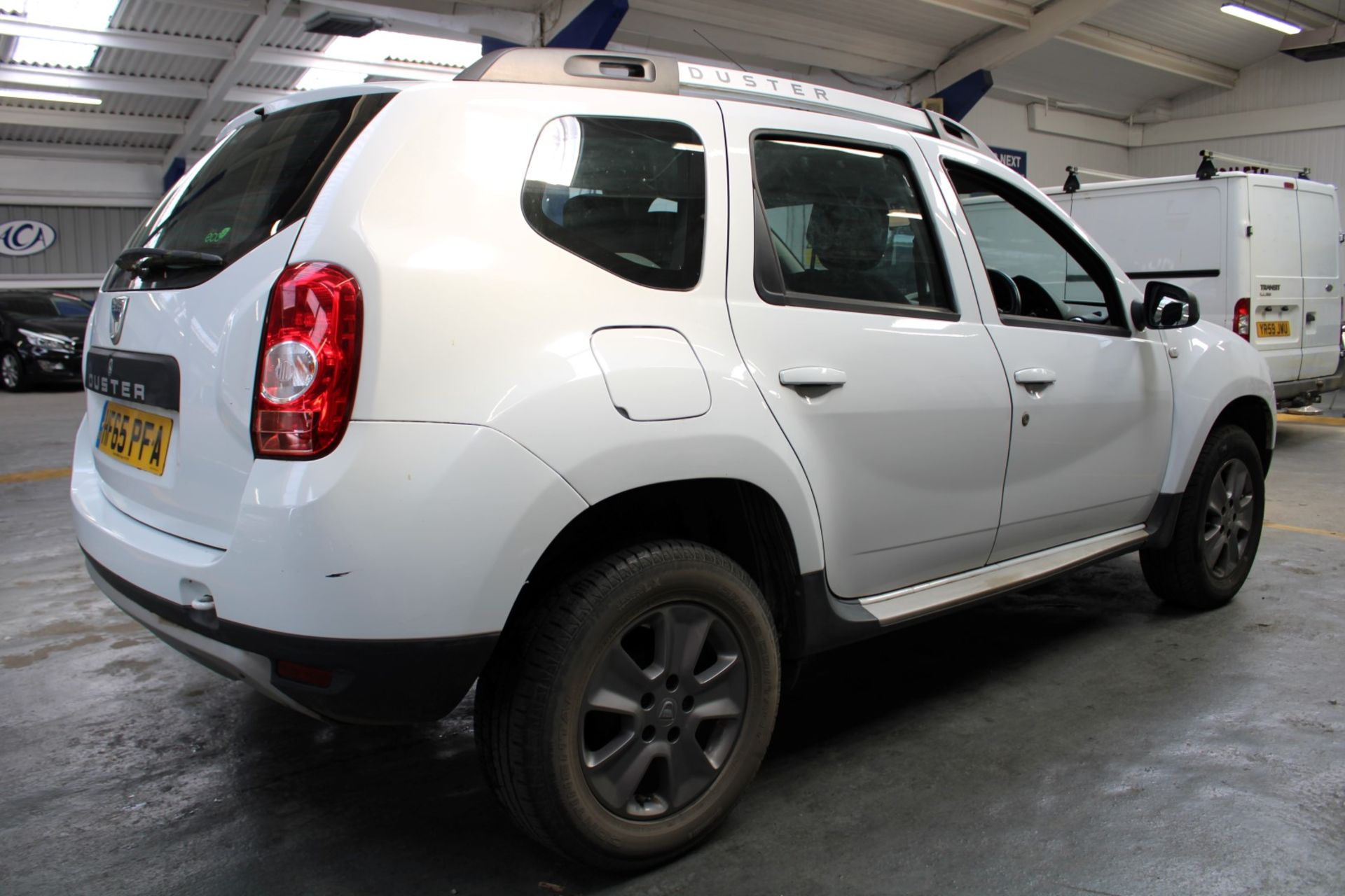 65 15 Dacia Duster Laureate DCI 4X2 - Image 25 of 31