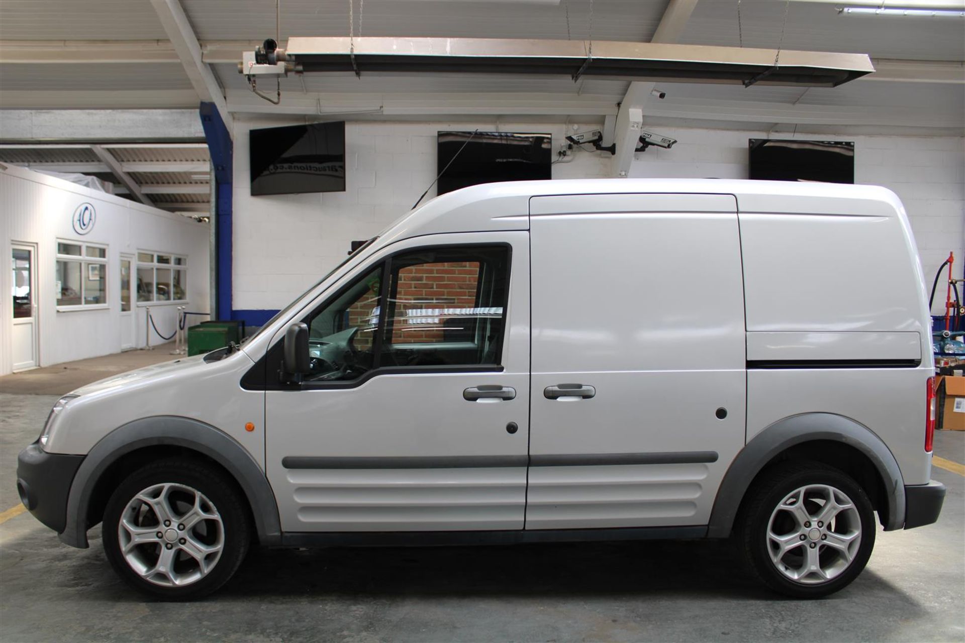 57 08 Ford Transit Conn T230 L110 - Image 29 of 29