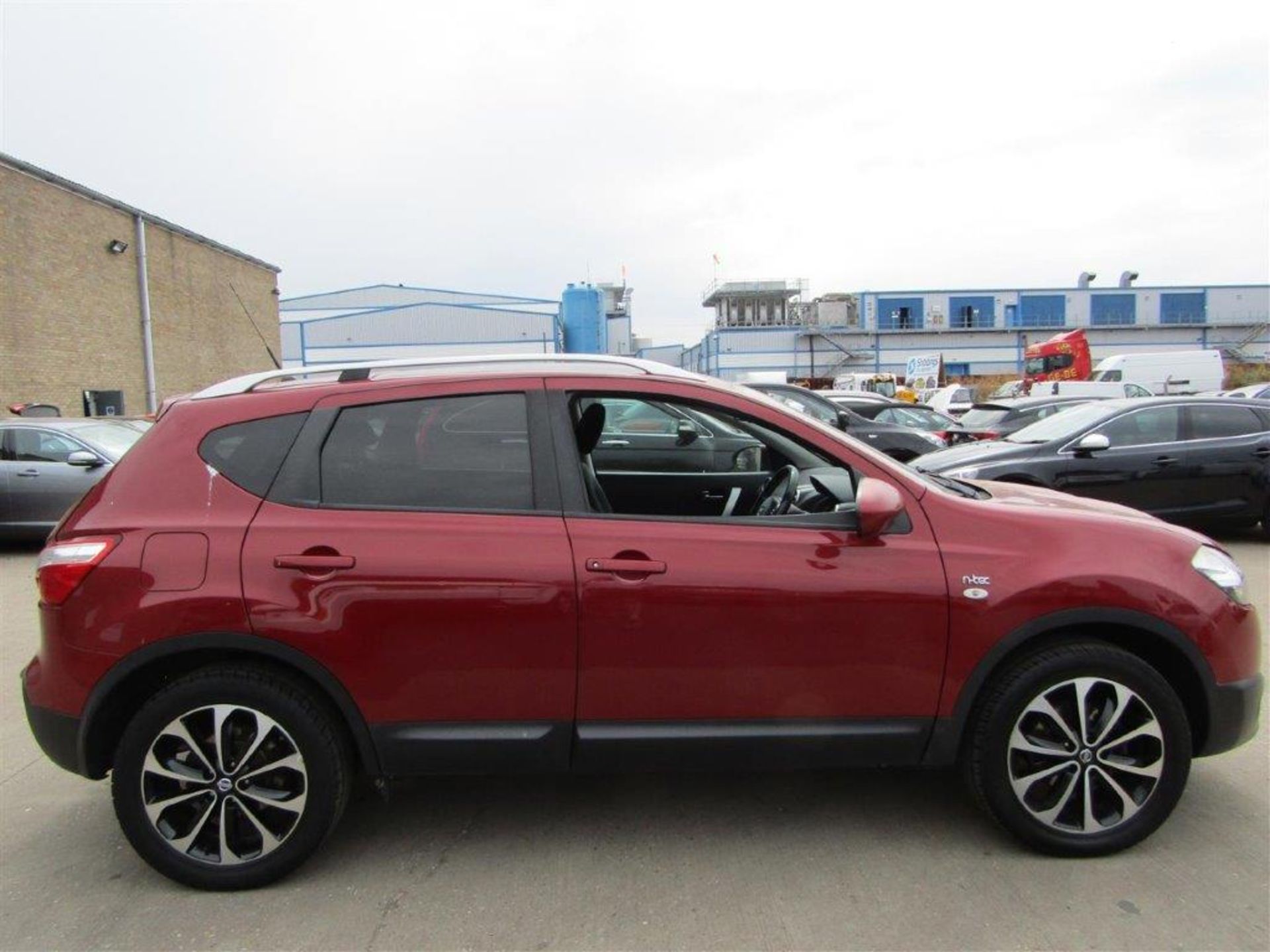 60 11 Nissan Qashqai N-Tec DCI - Image 16 of 24