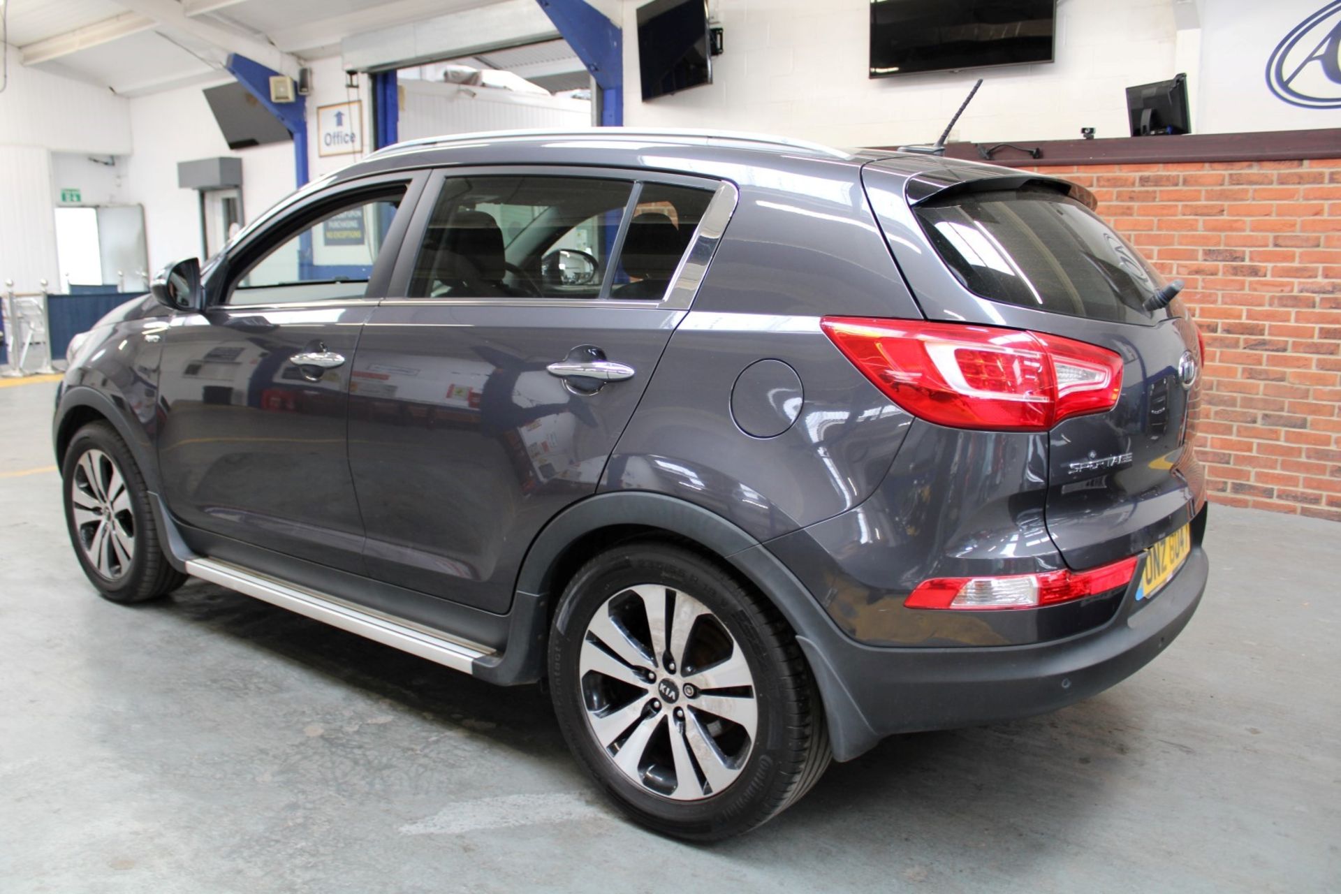 10 60 Kia Sportage KX-3 NAV - Image 29 of 30