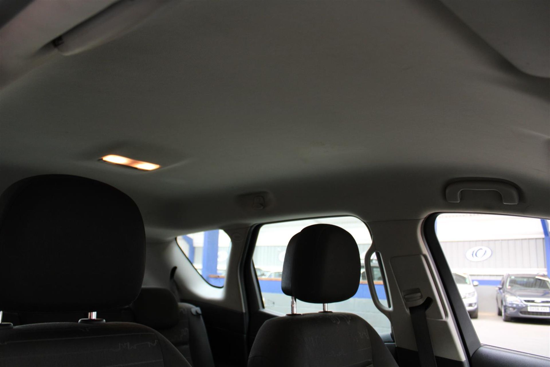 11 11 Vauxhall Meriva Exclusive - Image 15 of 31