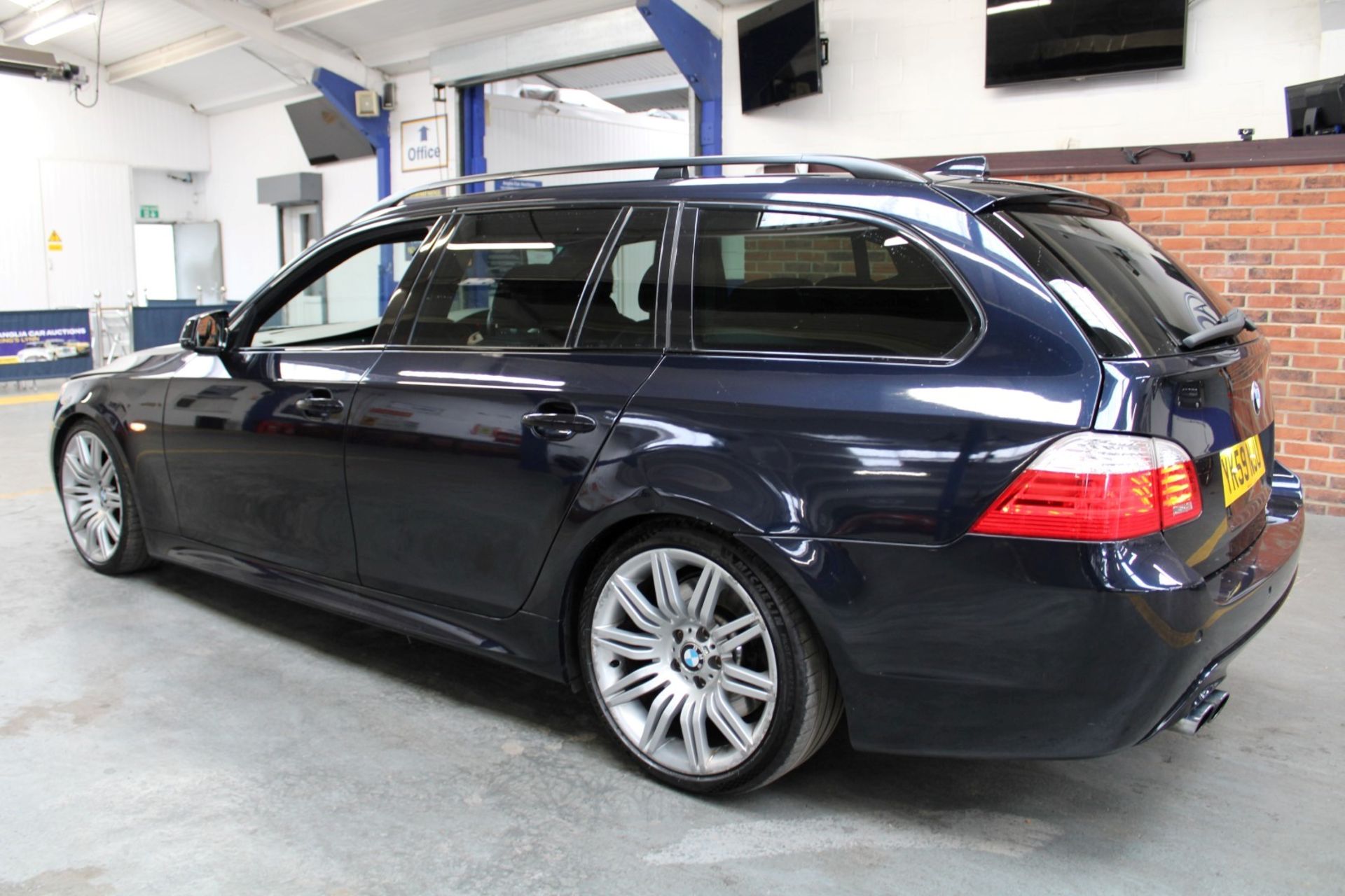 59 09 BMW 535D M Sport Touring - Image 26 of 27