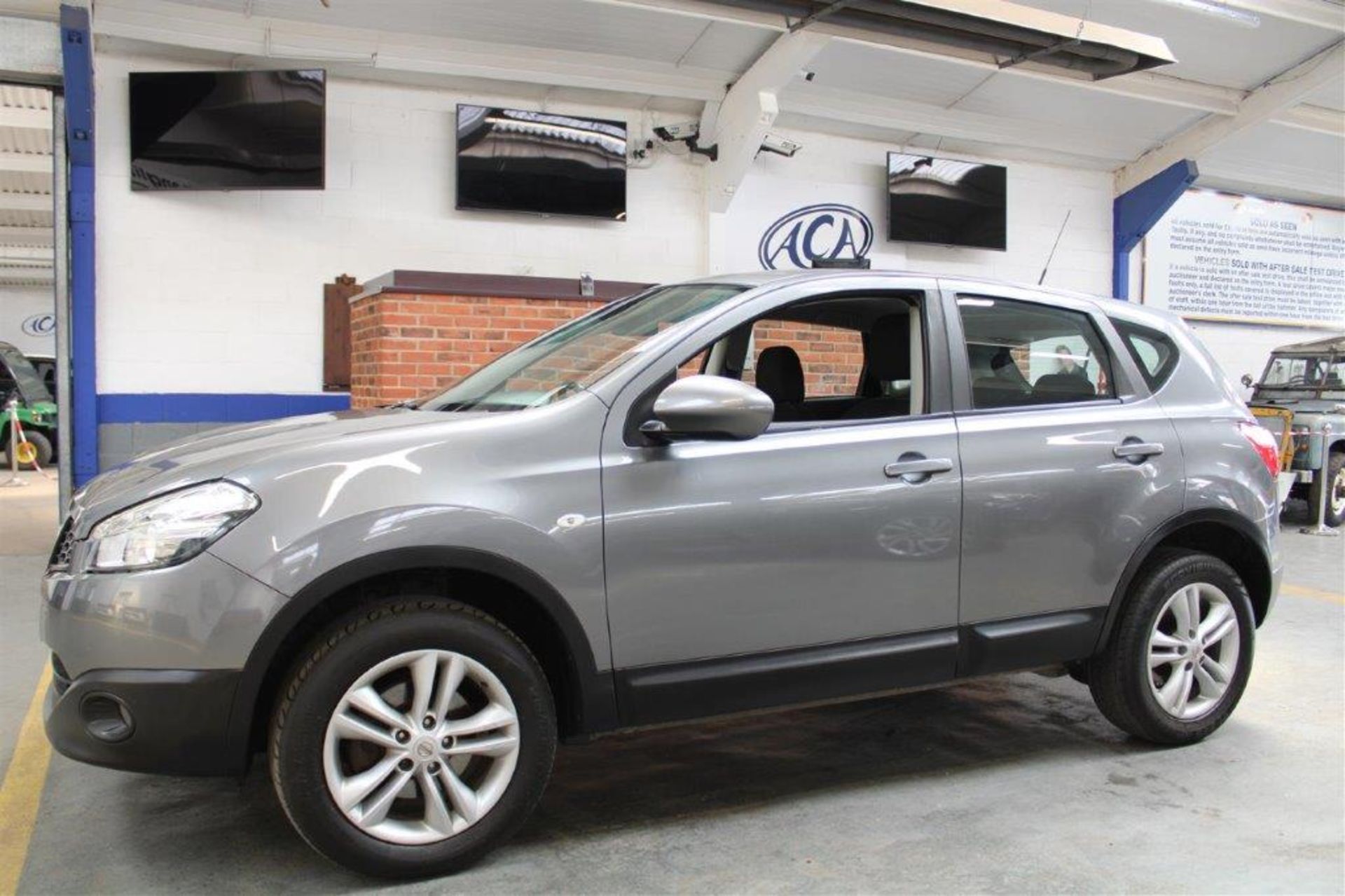 62 13 Nissan Qashqai Acenta