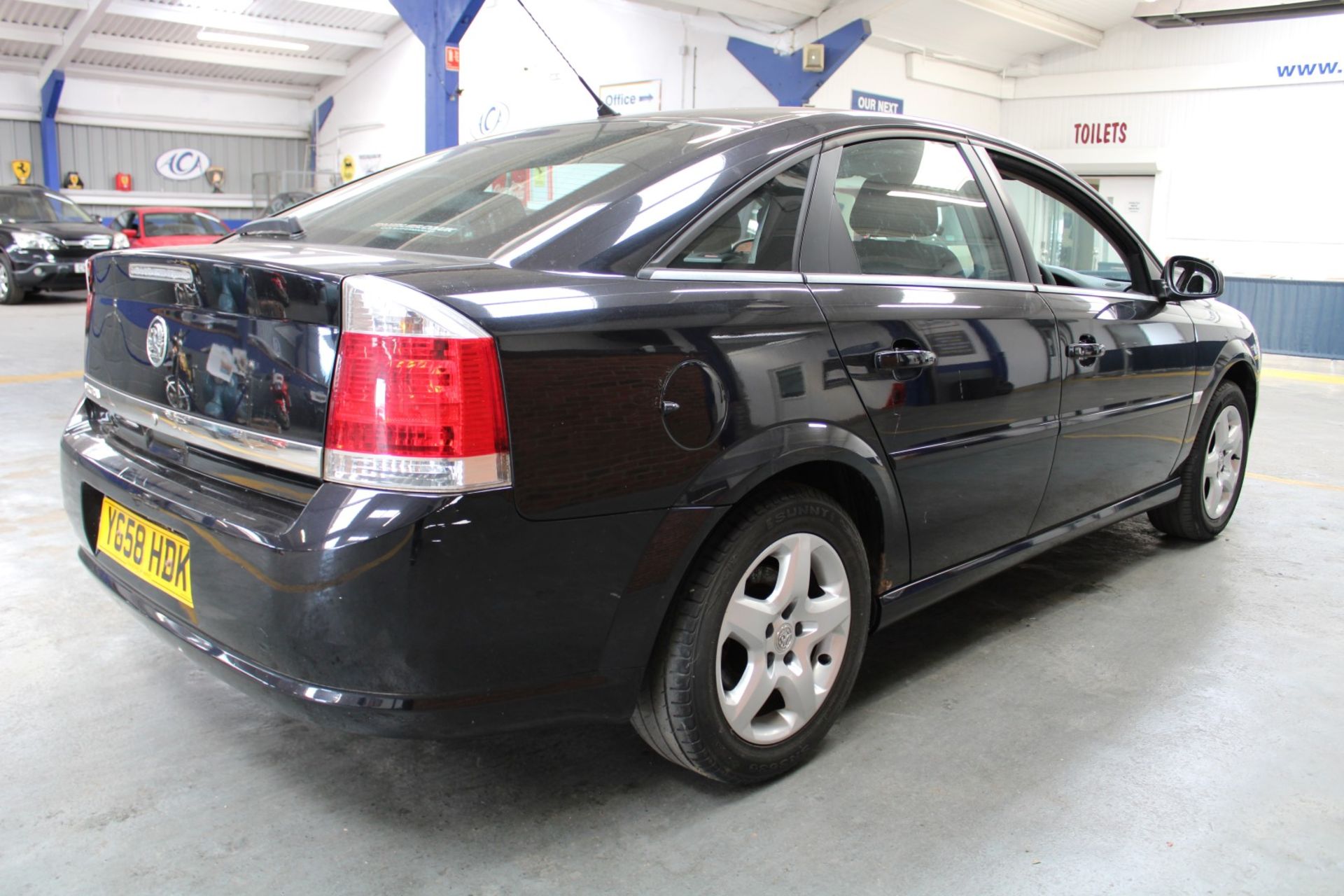 58 08 Vauxhall Vectra Exclusiv - Image 21 of 26