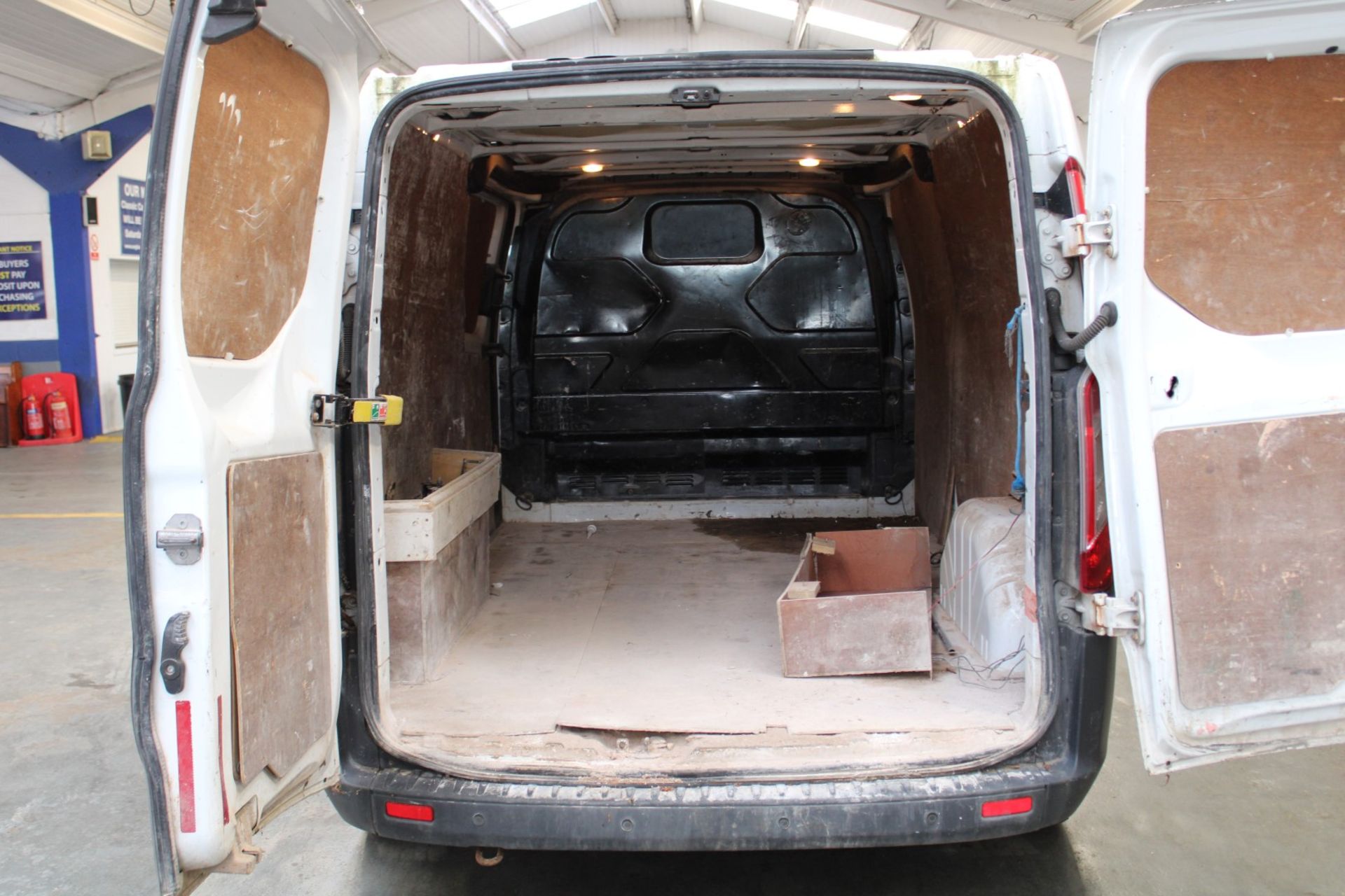 14 14 Ford Transit Custom 290 Eco - Image 25 of 29