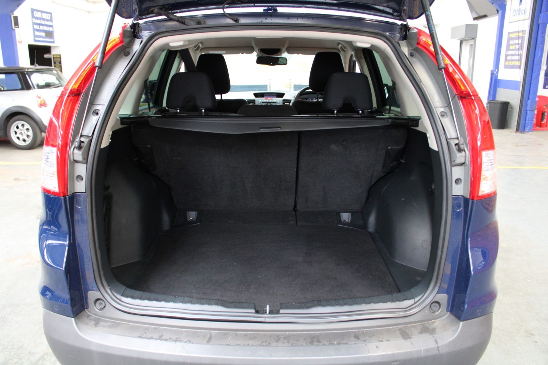 13 13 Honda CR-V SE I-DTEC - Image 27 of 31