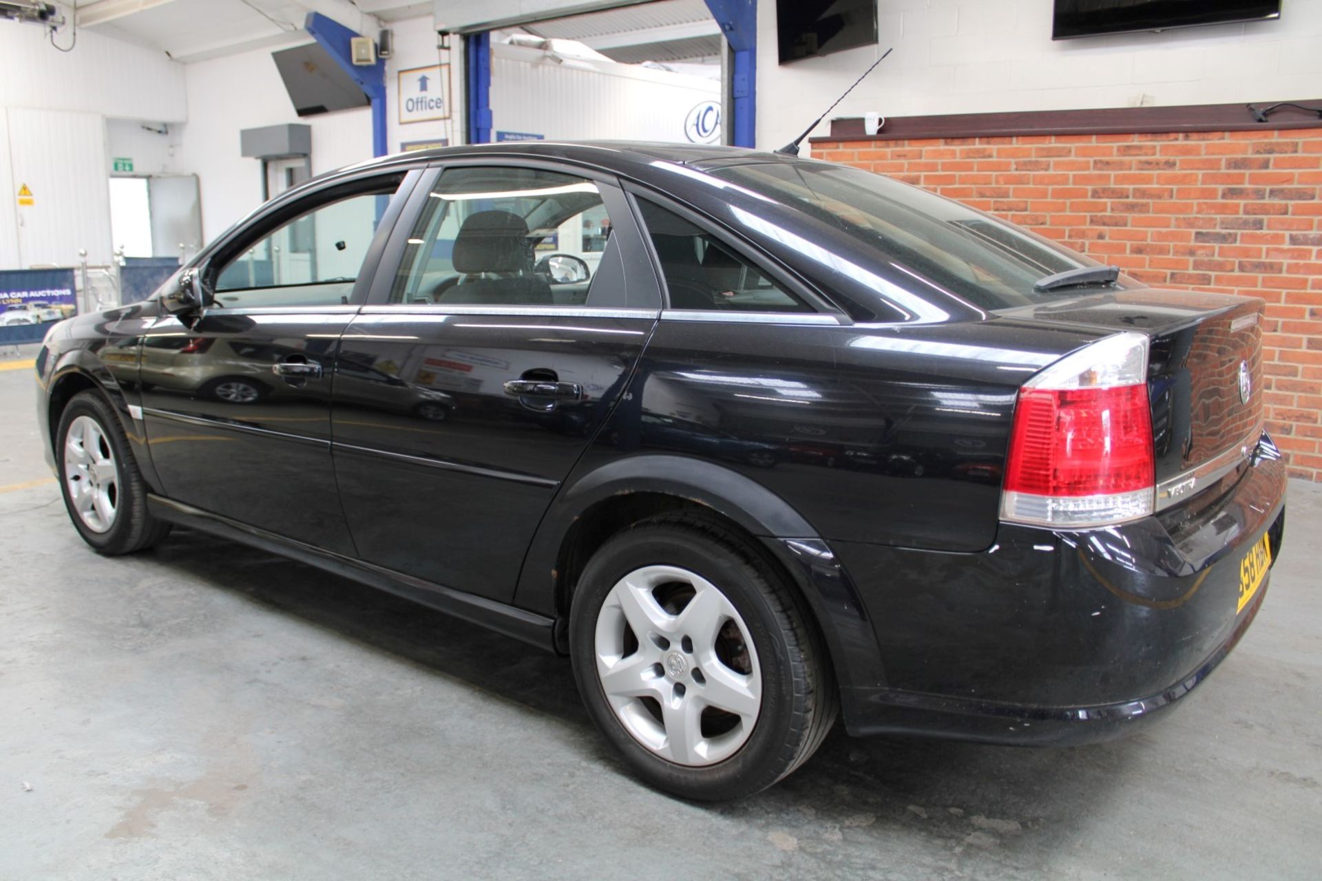 58 08 Vauxhall Vectra Exclusiv - Image 25 of 26