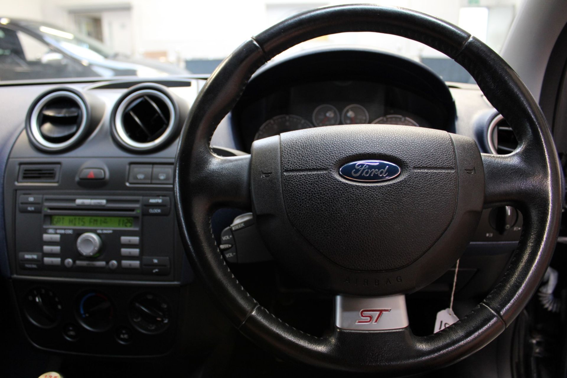 06 06 Ford Fiesta ST - Image 12 of 27