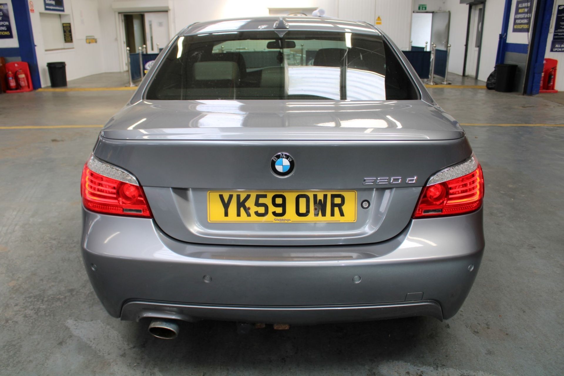 09 59 BMW 520d M Sport B/Edtn Auto - Image 26 of 29