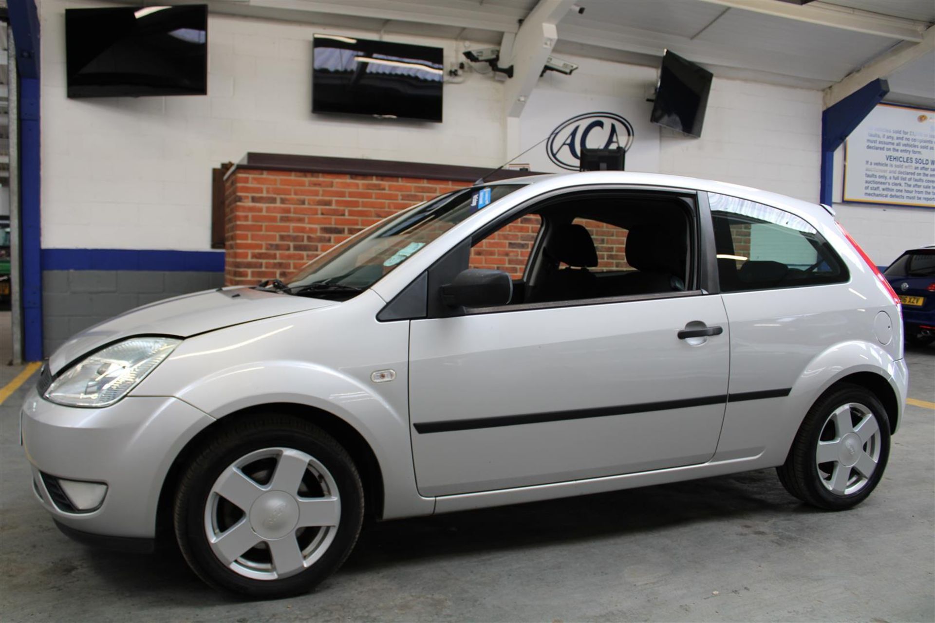 05 05 Ford Fiesta Zetec