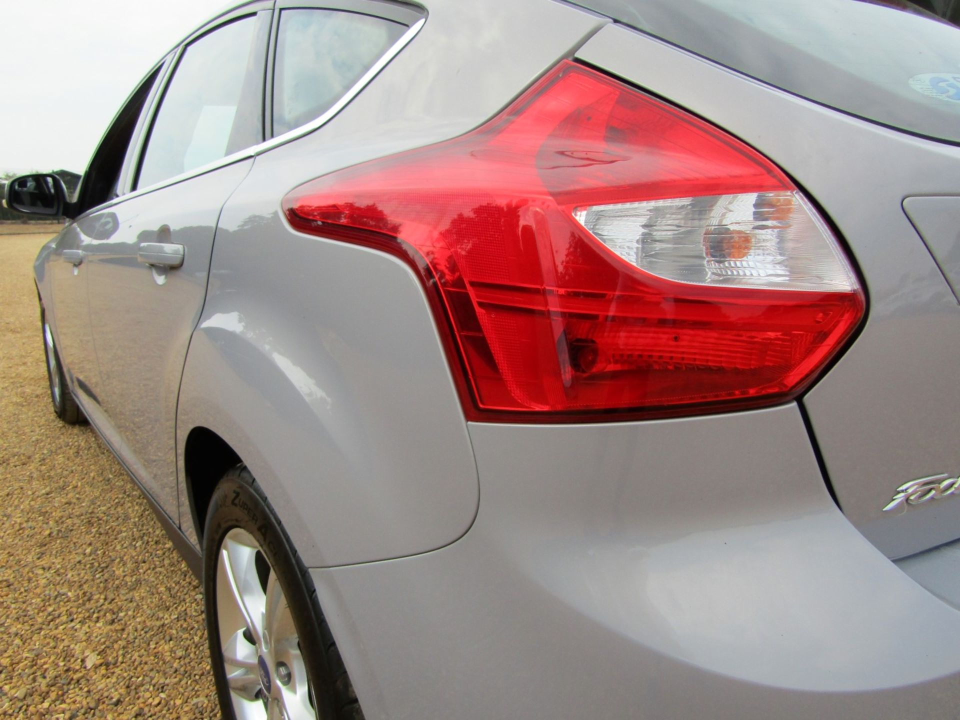 12 12 Ford Focus Zetec TDCI - Image 7 of 21