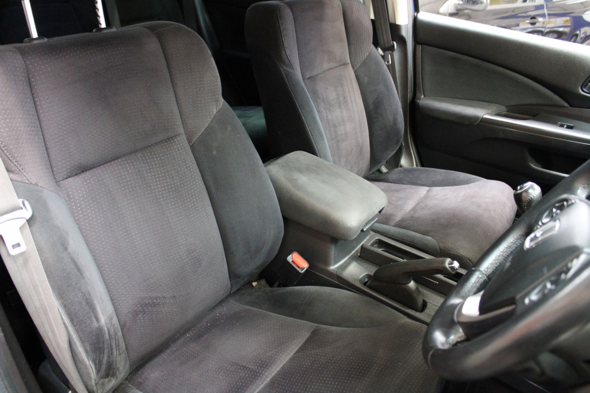 13 13 Honda CR-V SE I-DTEC - Image 19 of 31