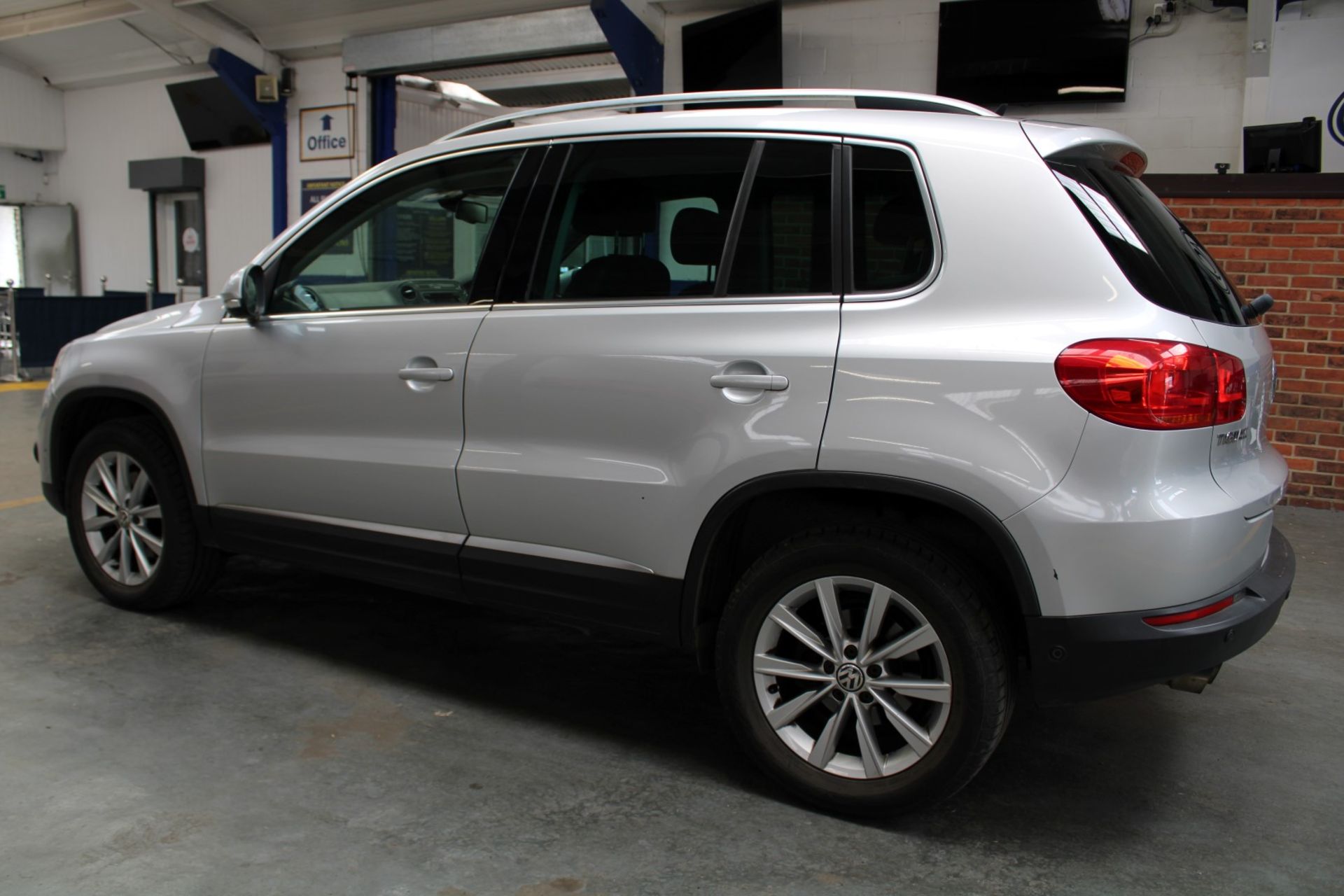 62 12 VW Tiguan SE TDI B/Tech - Image 37 of 38