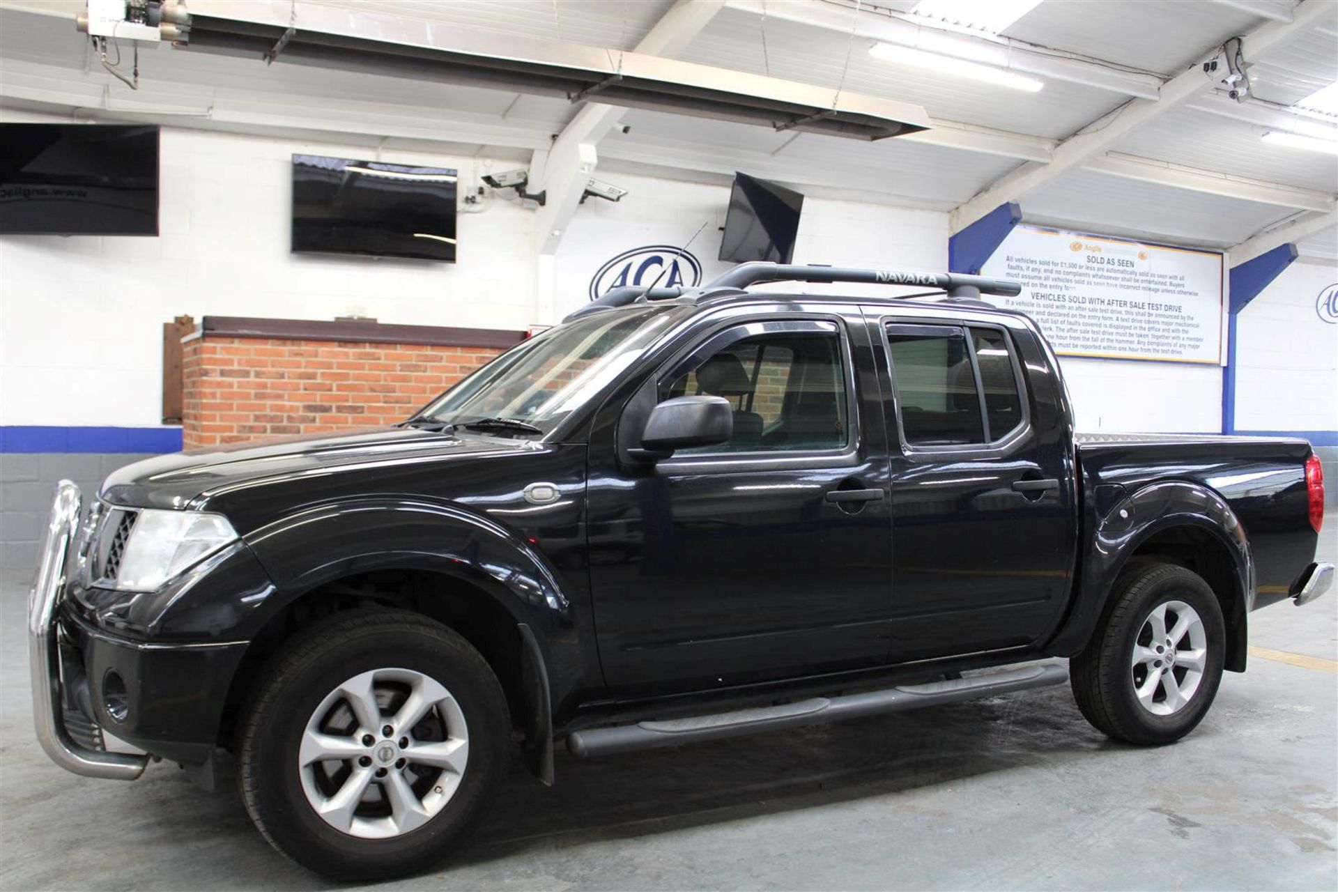 06 06 Nissan Navara DCI Aventura