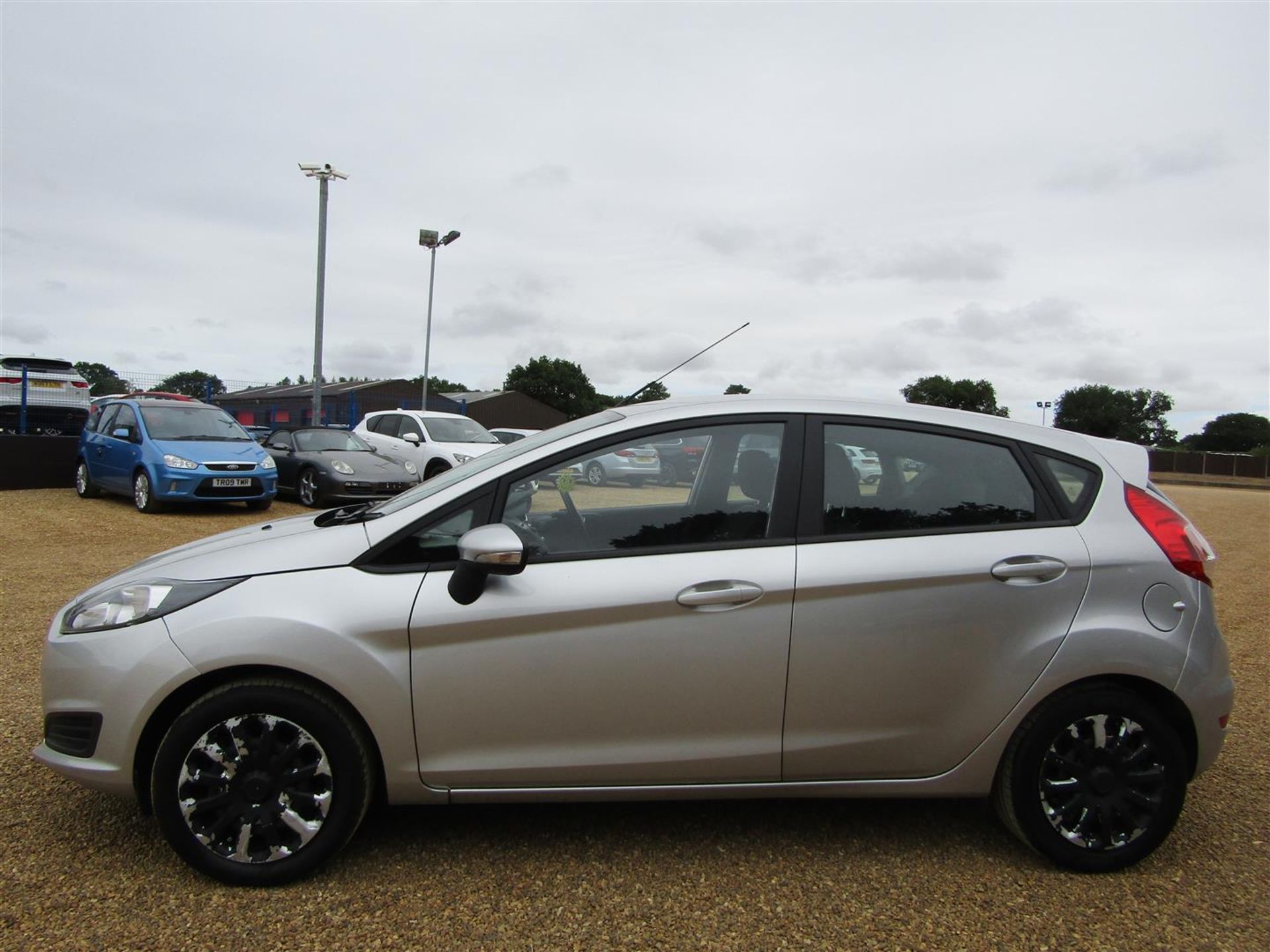 63 13 Ford Fiesta - Image 38 of 38