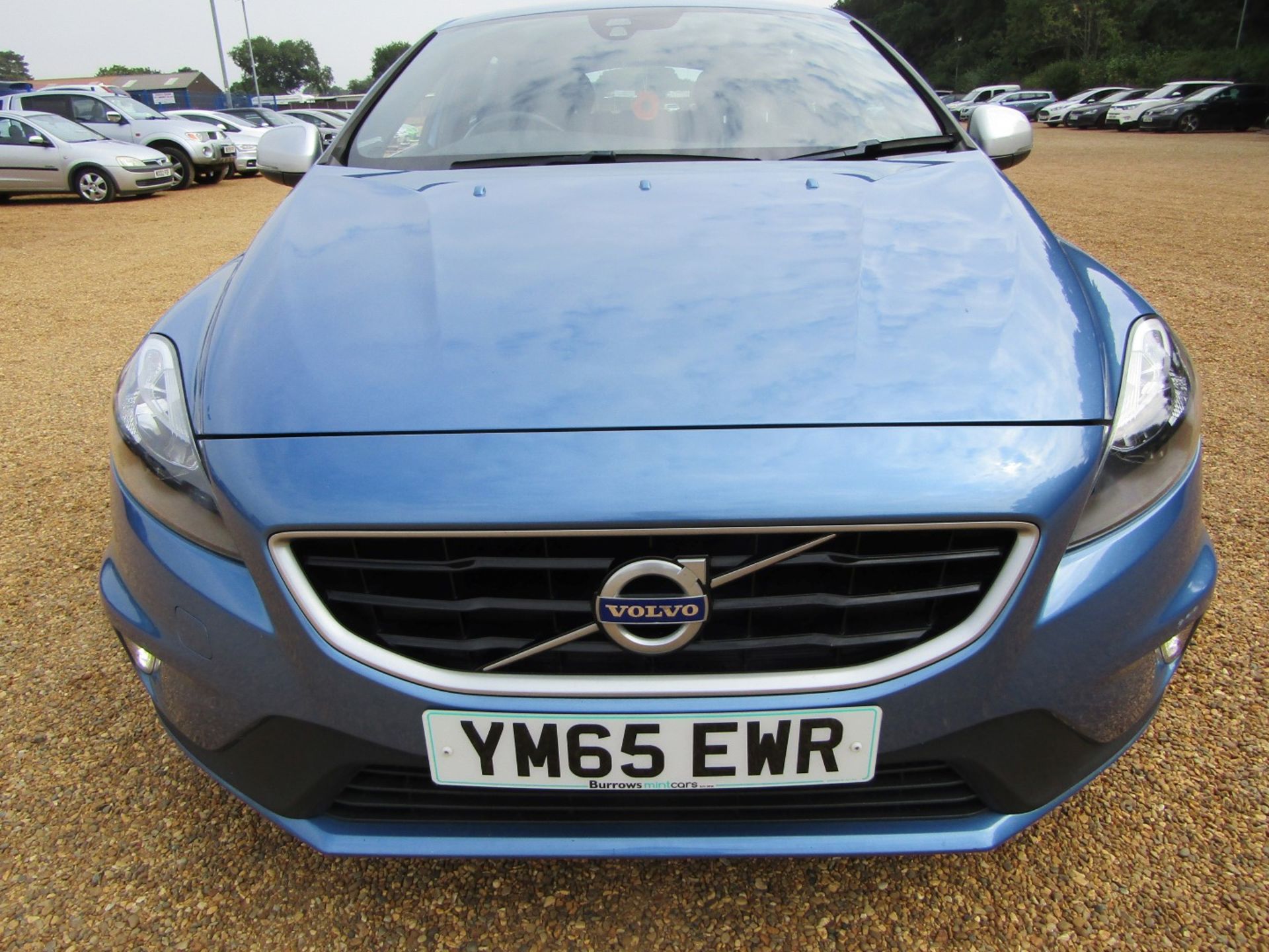 65 16 Volvo V40 R-Design D2 - Image 2 of 27