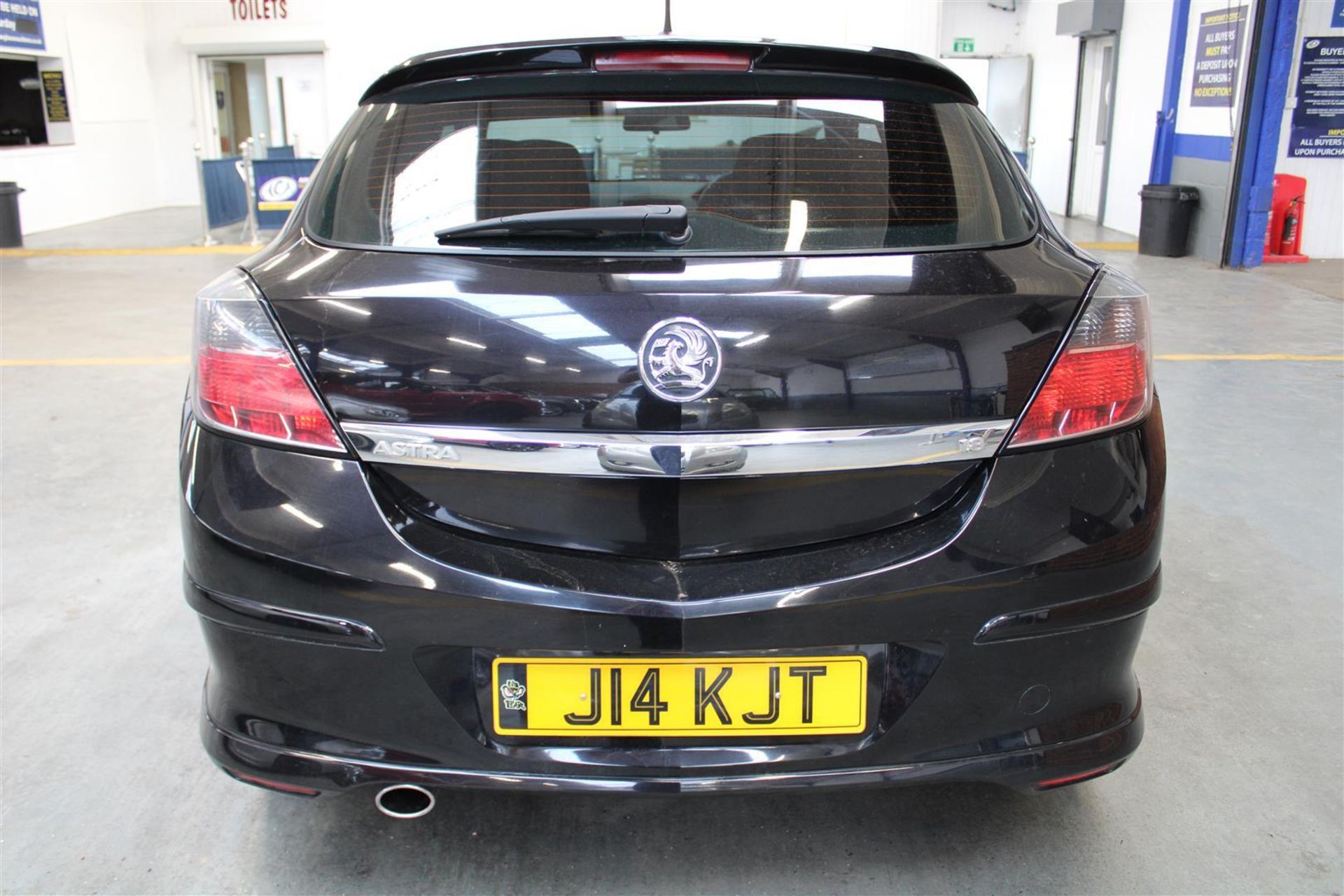 08 08 Vauxhall Astra SRI+ - Image 23 of 26