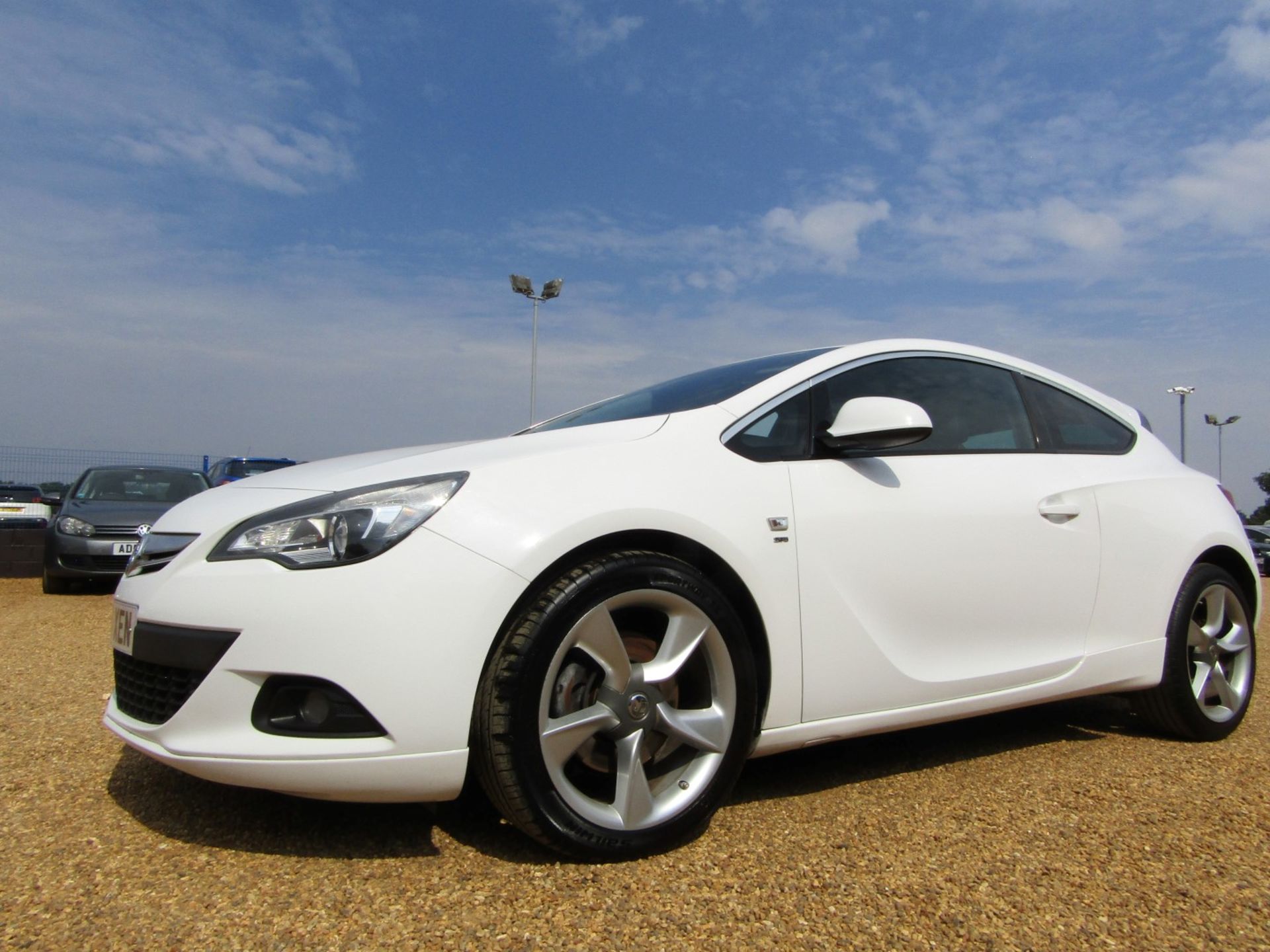 64 14 Vauxhall Astra GTC SRI CDTI - Image 5 of 21