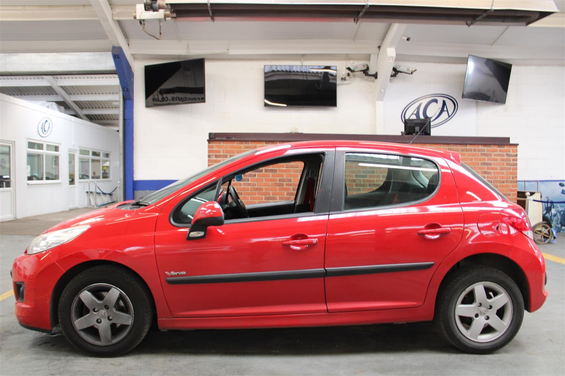 10 10 Peugeot 207 Verve - Image 32 of 32