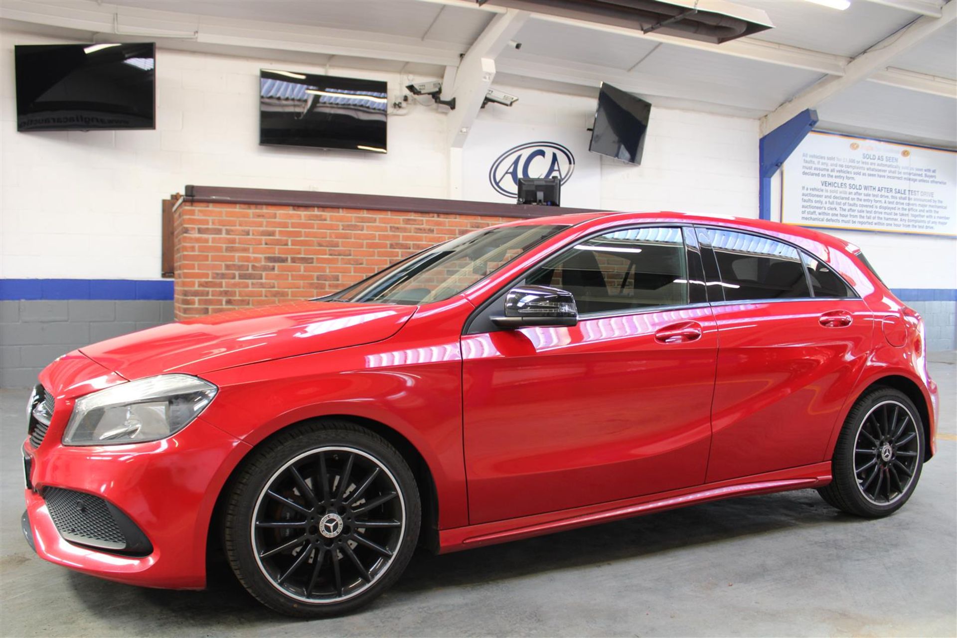 67 17 Mercedes A180 D AMG Line