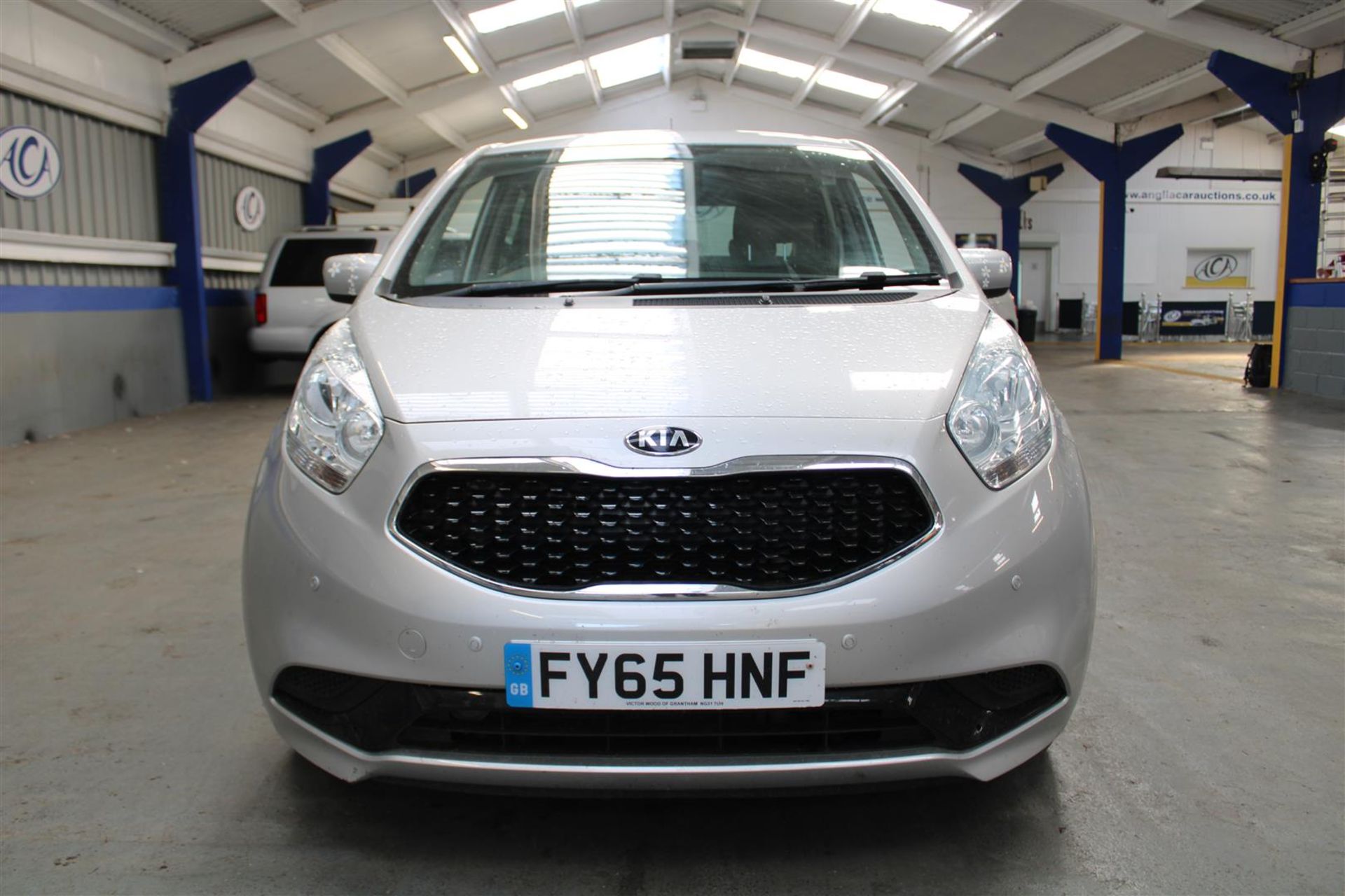 65 15 Kia Venga SR7 CRDI - Image 2 of 30