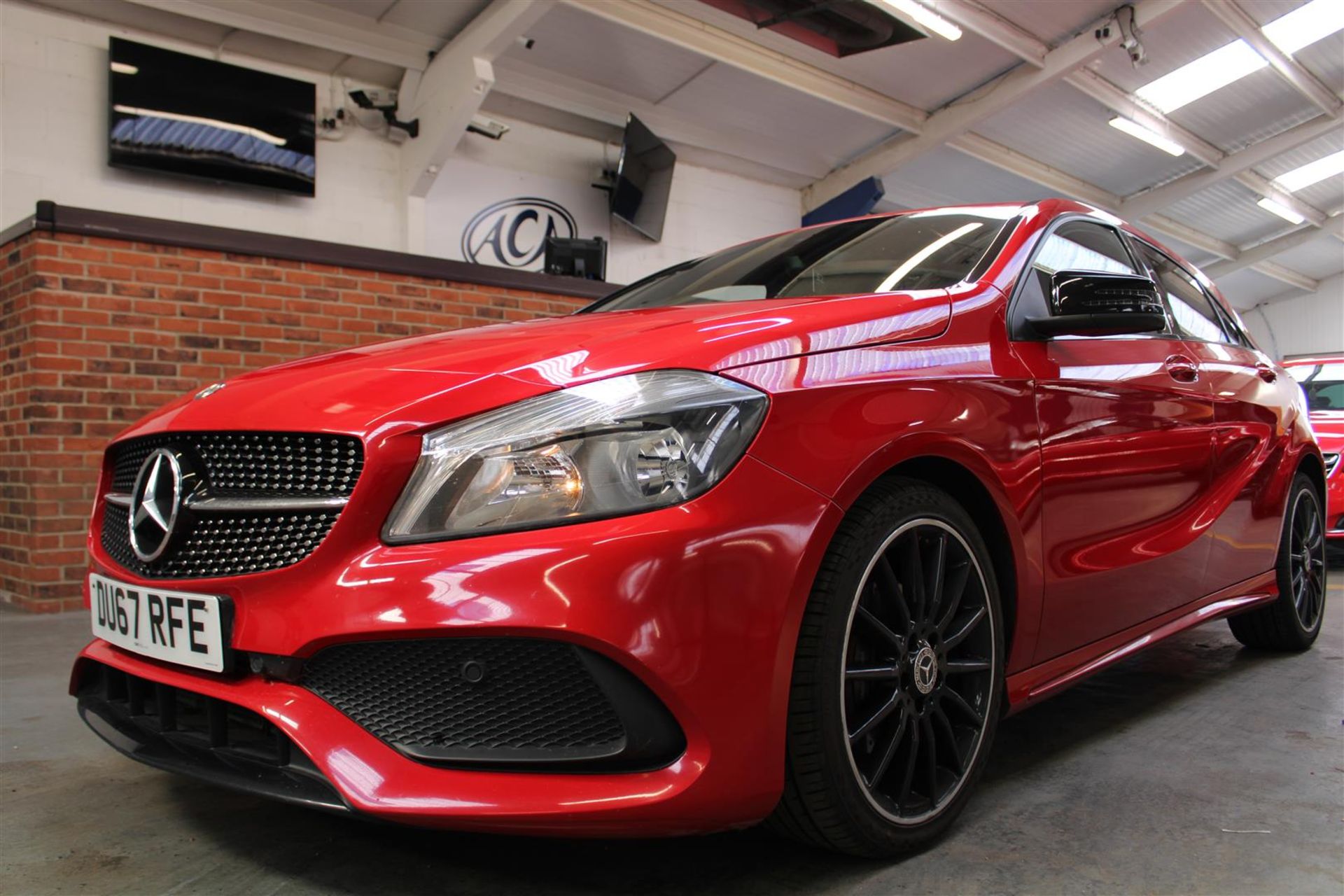 67 17 Mercedes A180 D AMG Line - Image 6 of 36