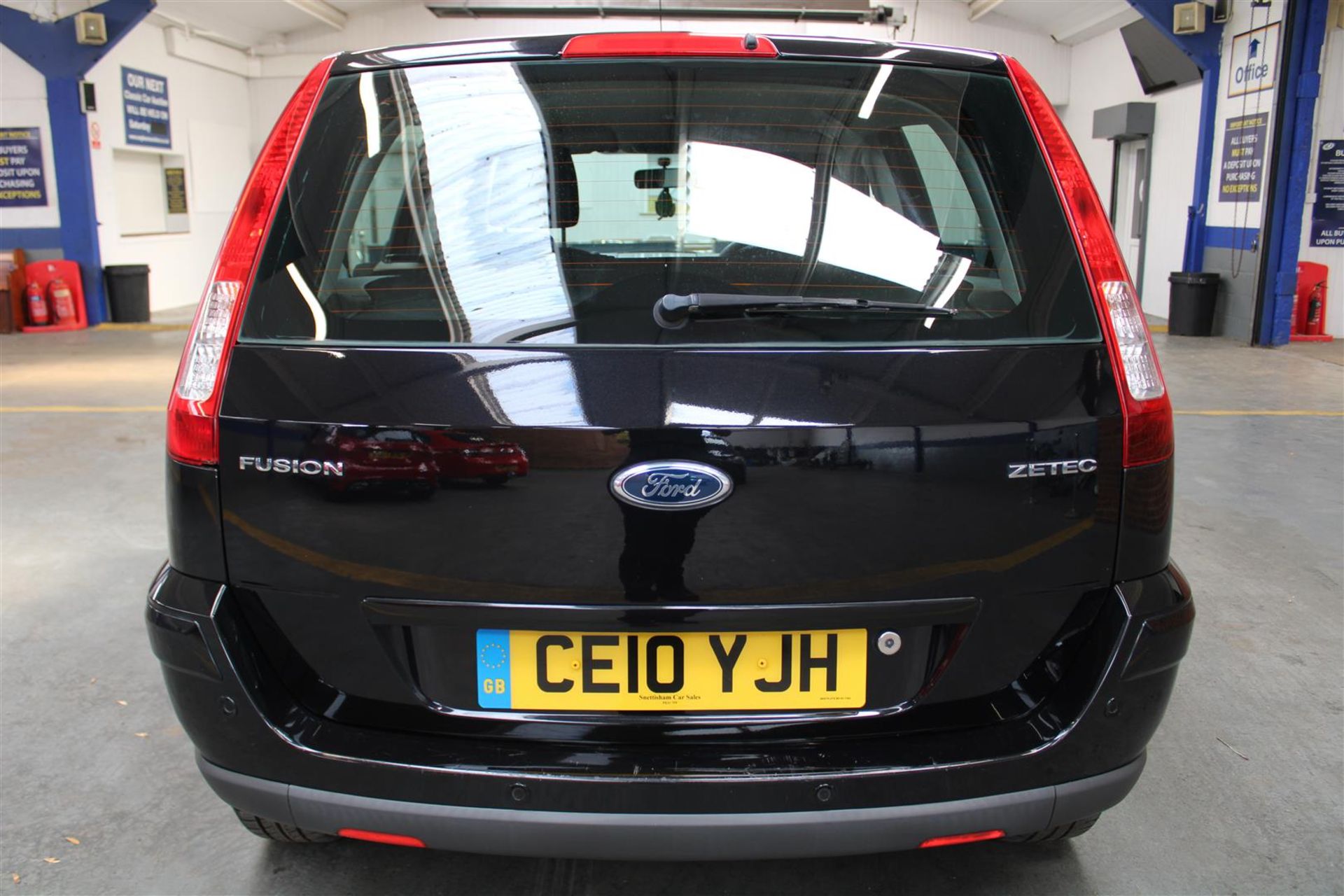 10 10 Ford Fusion Zetec - Image 26 of 29