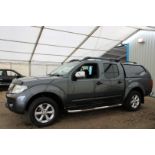 63 13 Nissan Navara Tekna DCI Auto