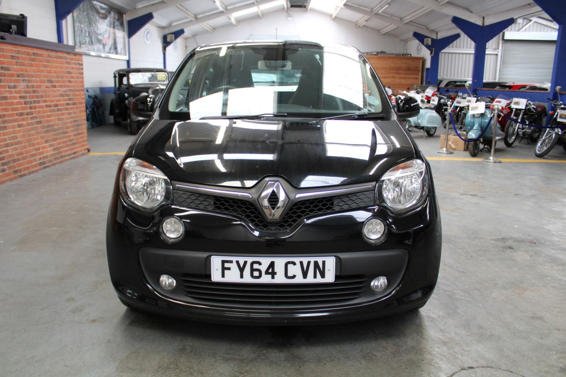 64 14 Renault Twingo Dyn SCE - Image 2 of 29