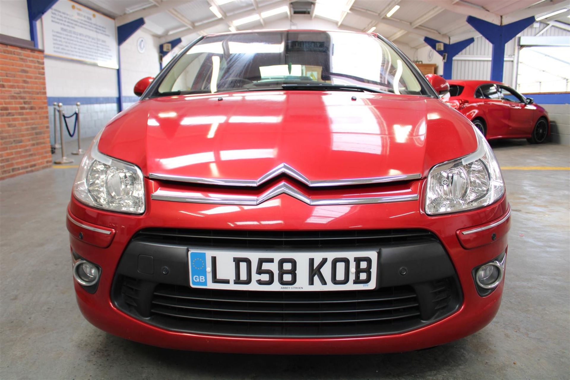 58 08 Citroen C4 VTR+ HDI - Image 2 of 33