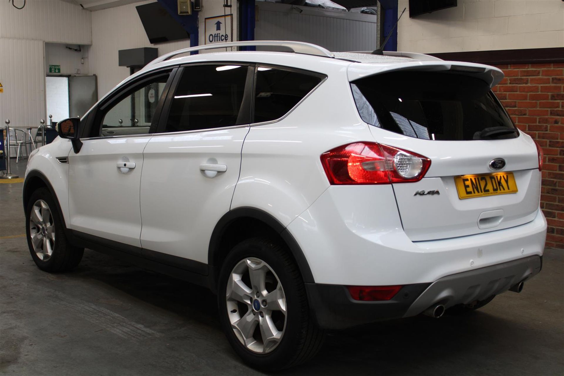 12 12 Ford Kuga Titanium X 4X4 TDCI - Image 34 of 35