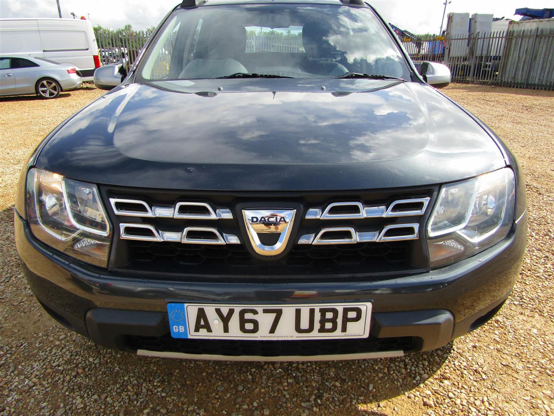 67 17 Dacia Duster Prestige DCI - Image 2 of 28