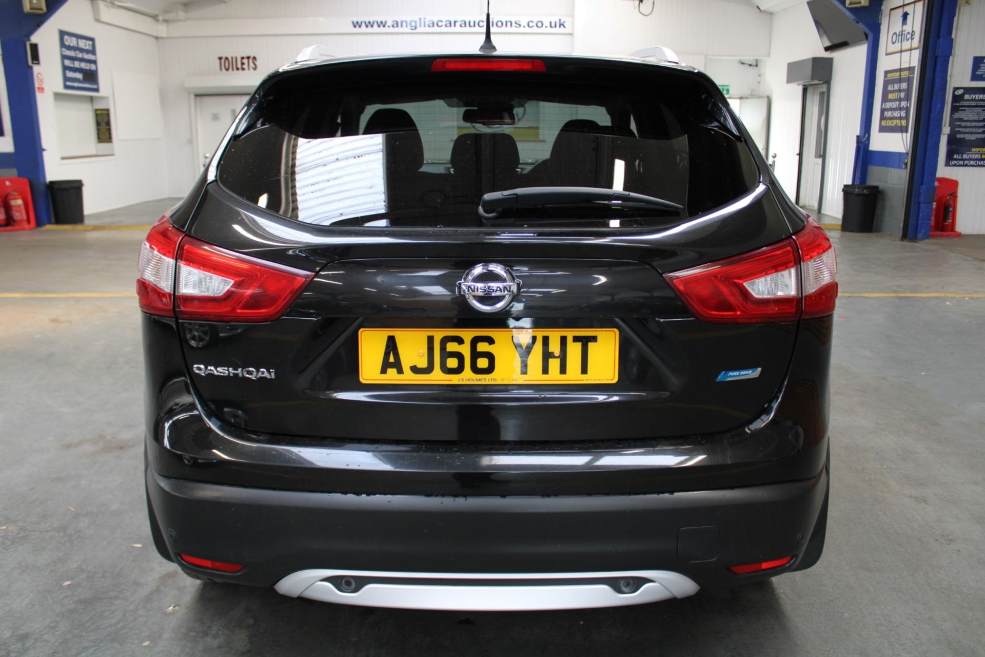 66 16 Nissan Qashqai Black Ed DCI - Image 31 of 34