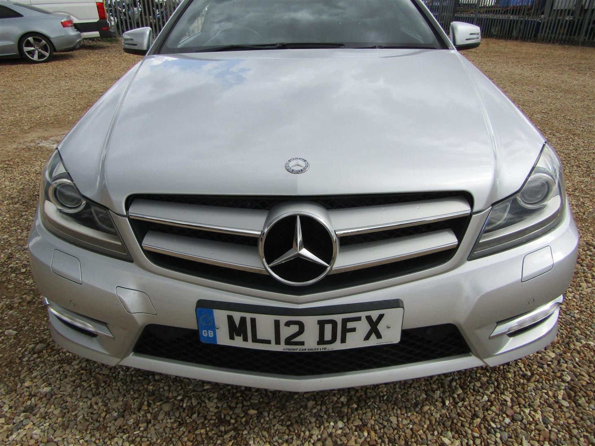 12 12 Mercedes C180 AMG - Image 2 of 27