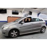 06 06 Mercedes B200 CDI SE CVT