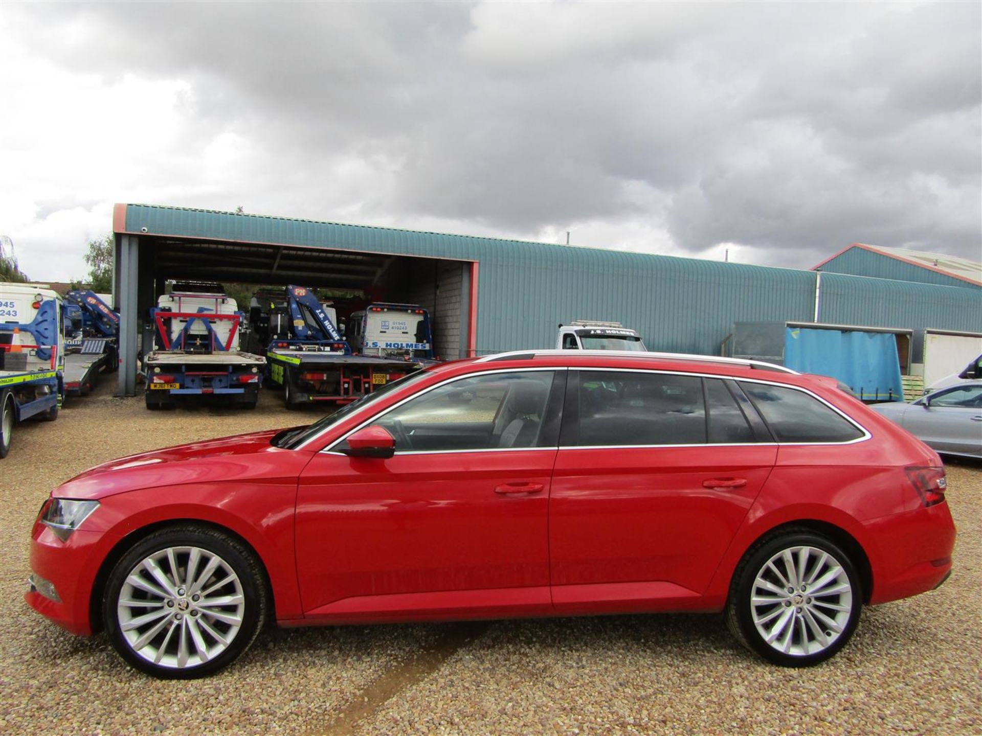 16 16 Skoda Superb SE L Executive TD - Image 34 of 34