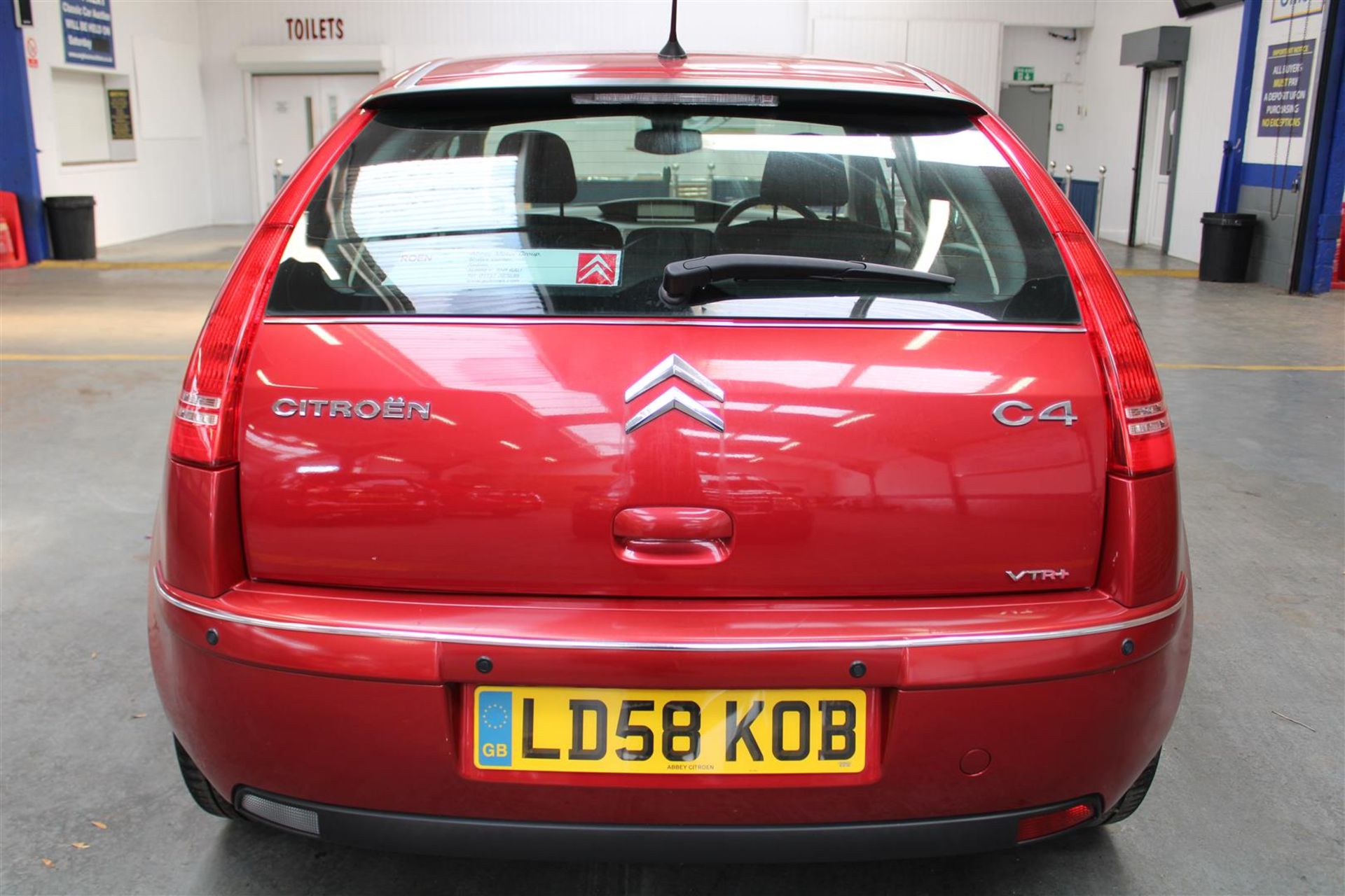 58 08 Citroen C4 VTR+ HDI - Image 30 of 33